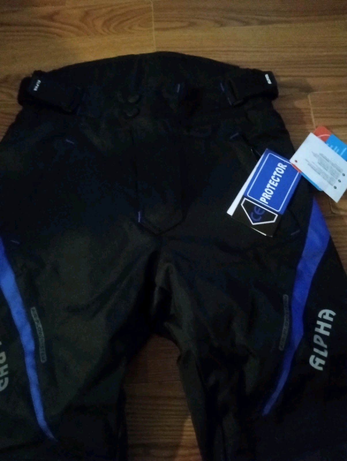 Alpha Cycle Gear – Padded Pants – Hi Vis Armor Sport Size 30 Waist