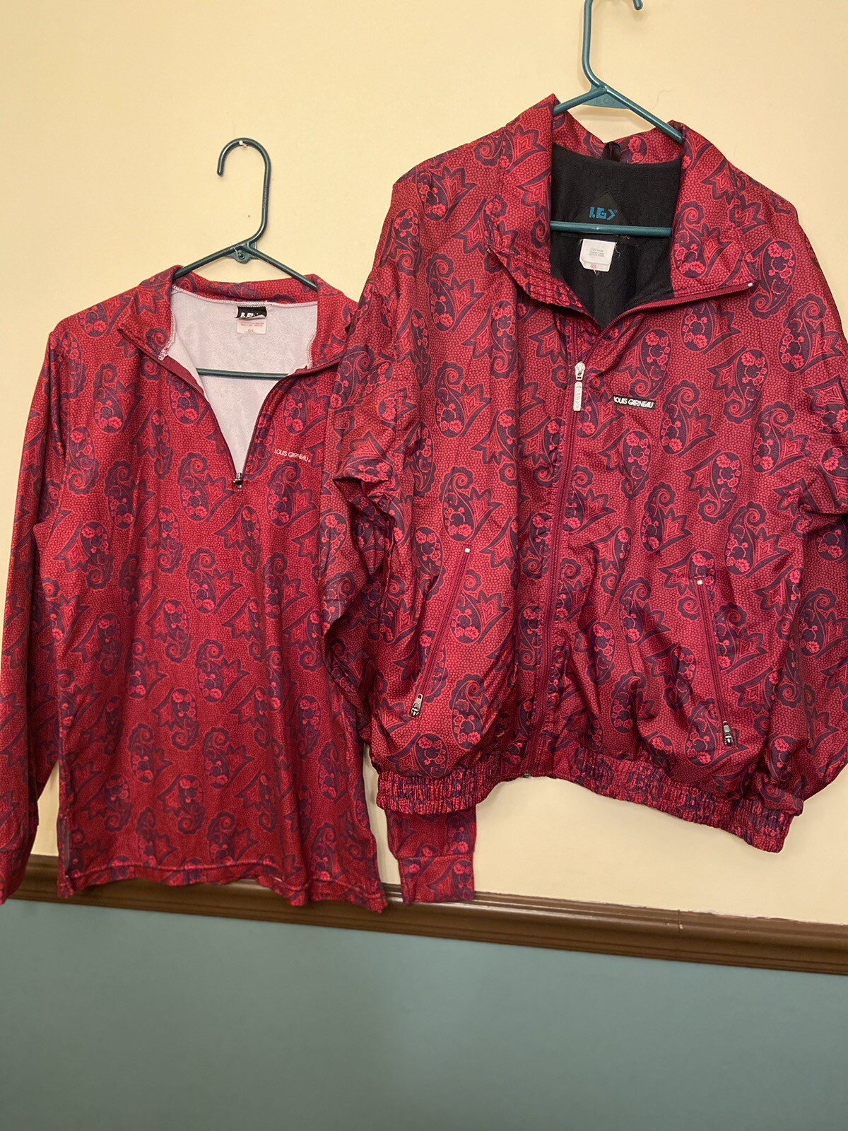 Louis Garneau Fleece Pullover Red And Black Paisley With Matching Zip Jacket L