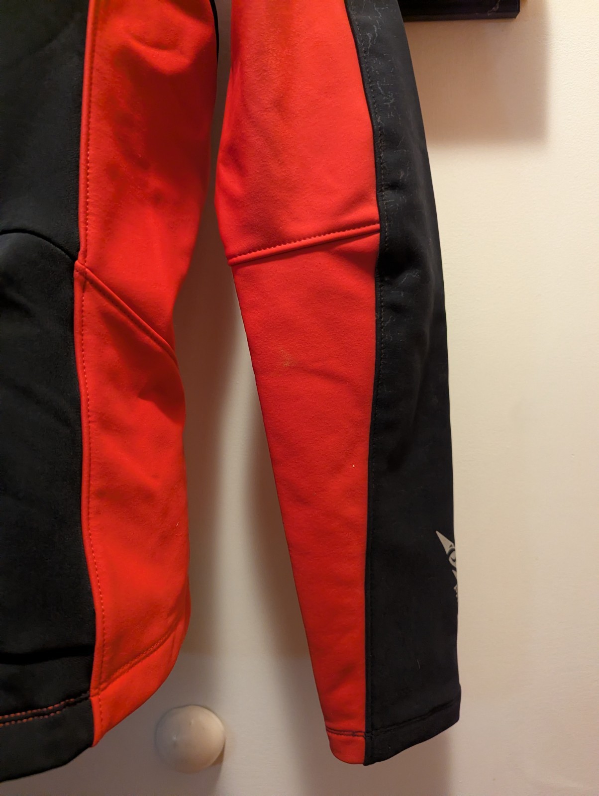 Pearl Izumi PRO 180 Softshell Womens Small Red And Black Full Zip Winter Jacket