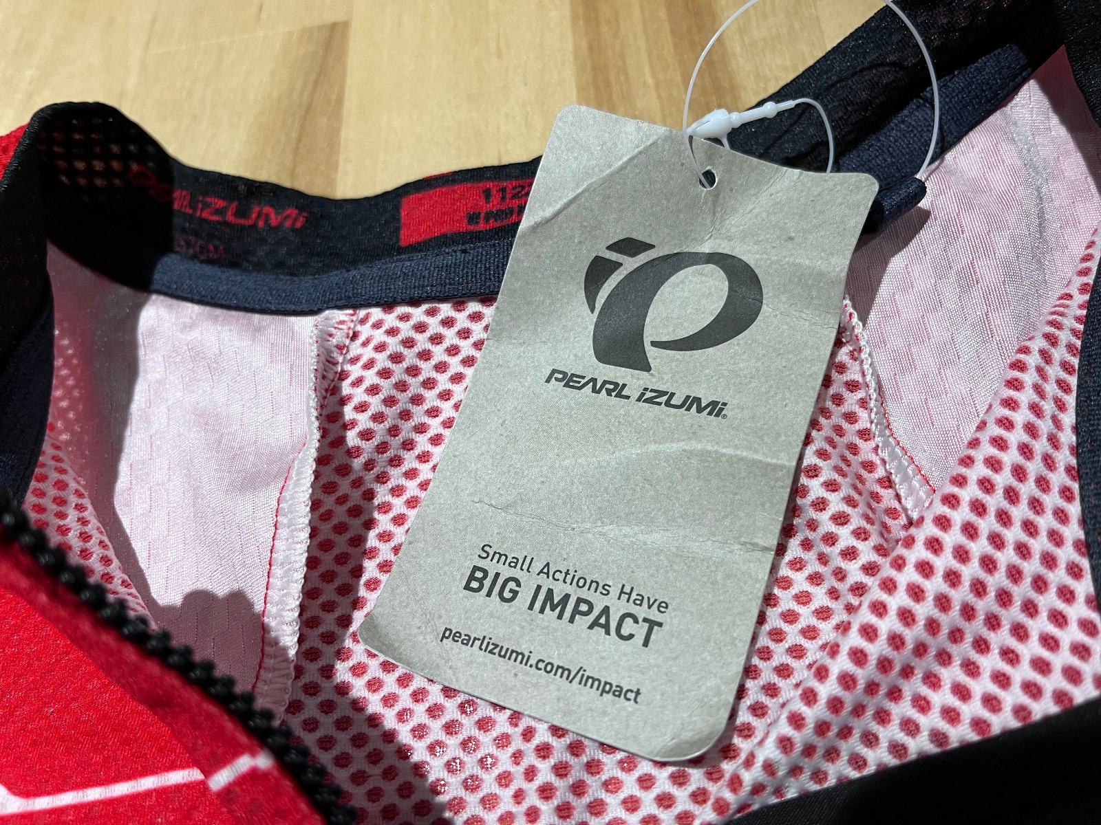 PEARL IZUMI Pro Mesh Jersey Red/Black Short Sleeve Zip Cycling Jersey Women’s XL