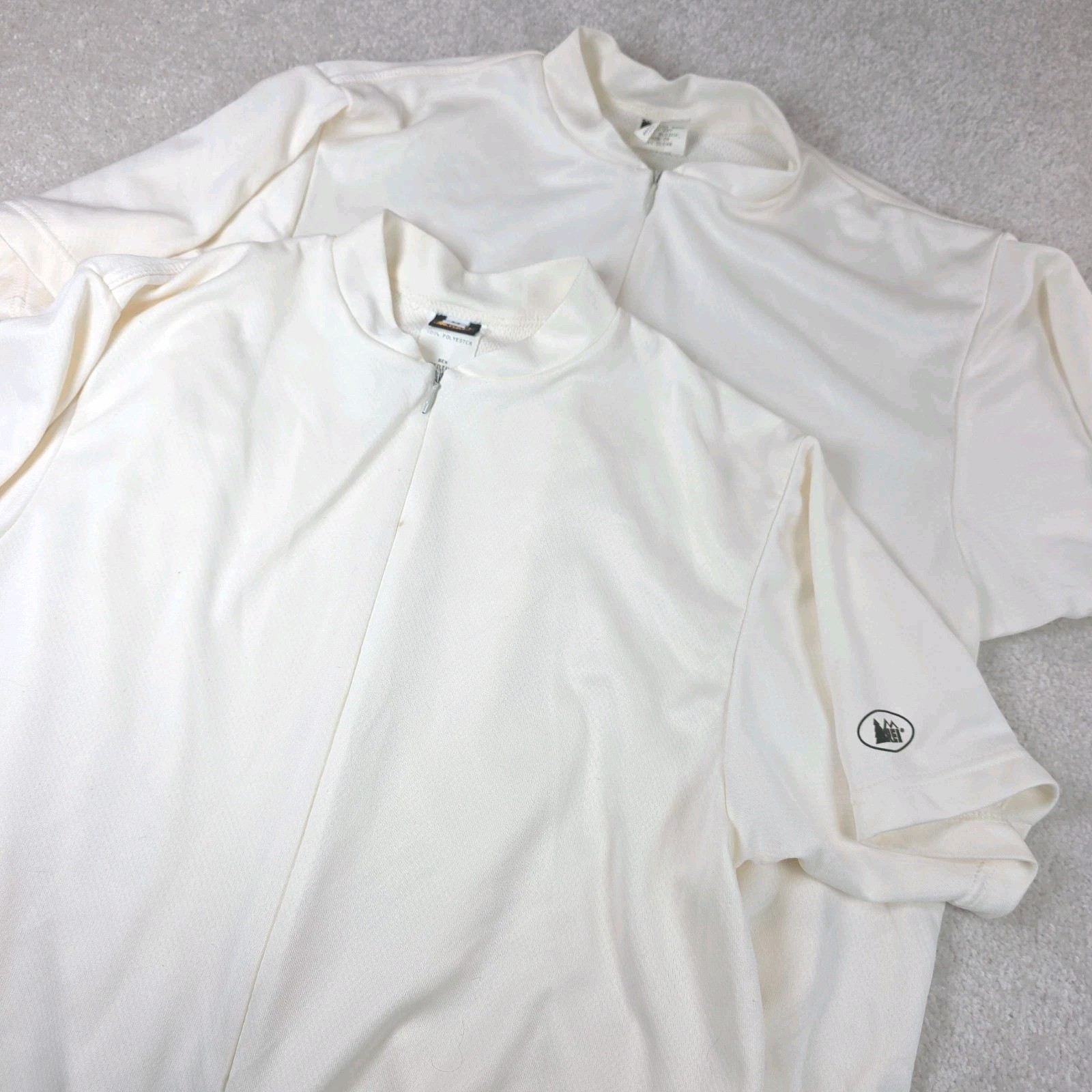 REI Activewear Biking Top Mens M Ivory Cycling Short Sleeve USA Made Lot Of 2
