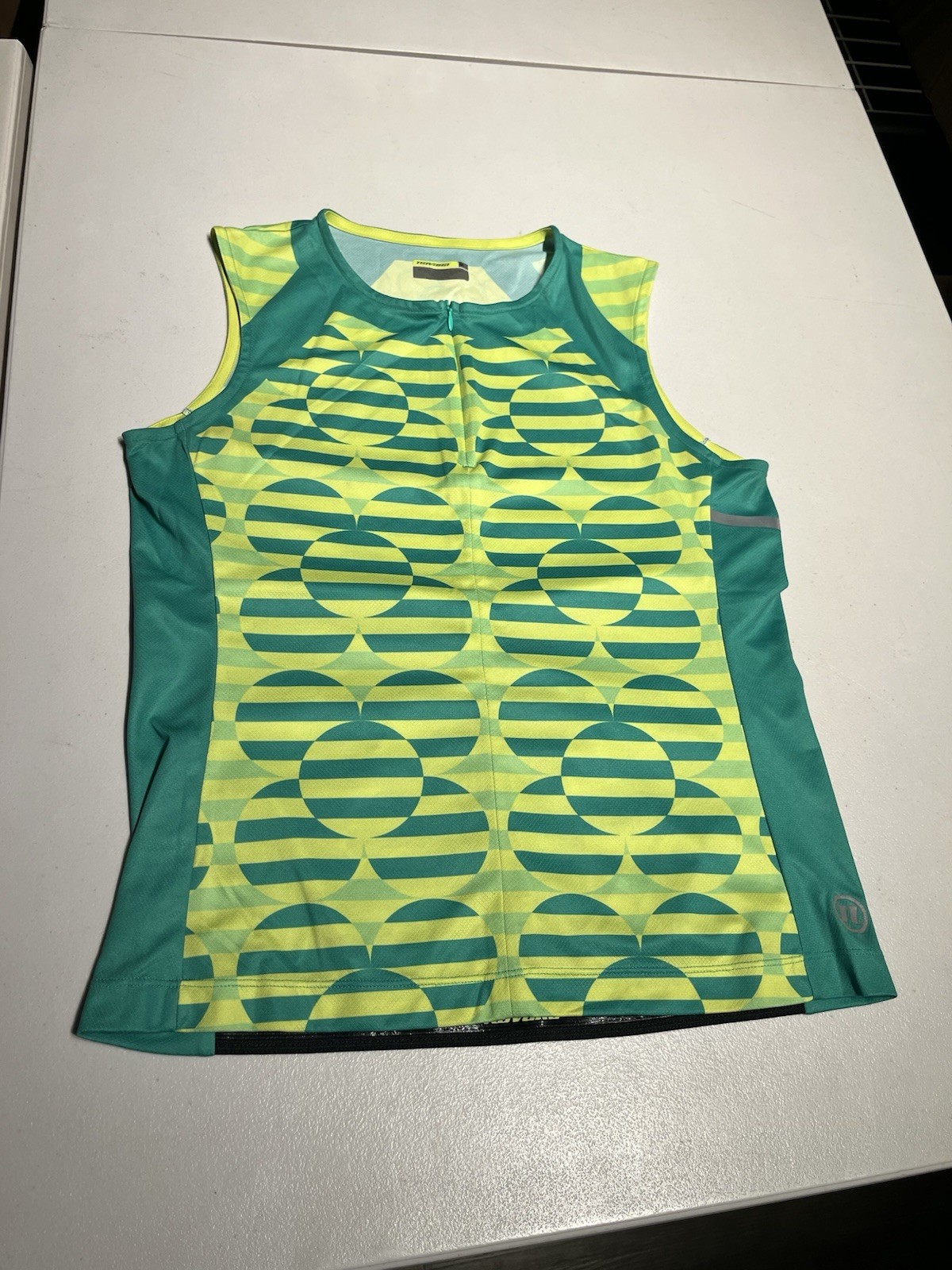 Novana Jersey Women’s Medium Multi Color Geometric Top Polyester