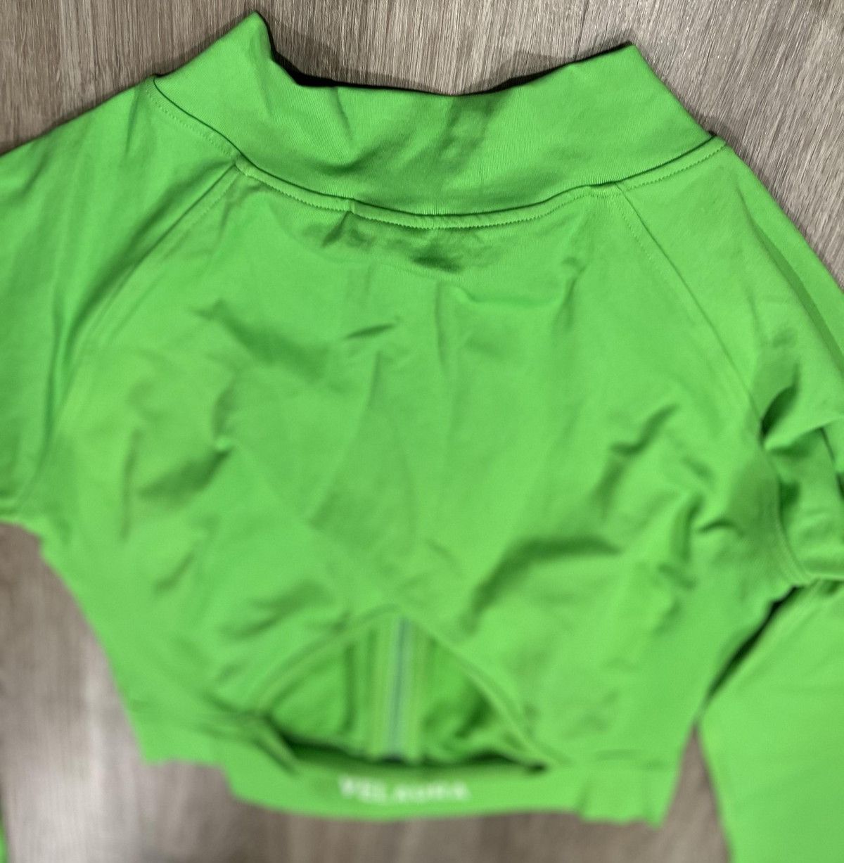 Velaura Zip Up Womens Medium Green slim fit high neck crop countour enhanced fit