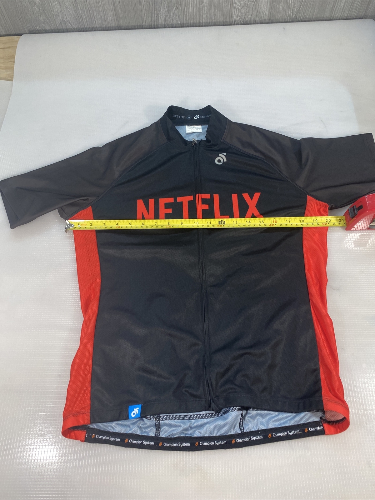 Champion System mens race cut netflix cycling jersey XLarge XL (8284-8)