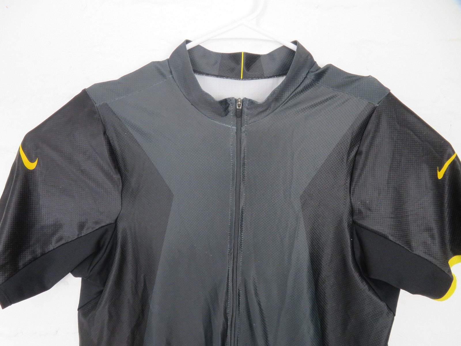 Nike Shirt Mens Large Black Gray Dri-FIT Cycling Jersey Half Zip Back Pockets