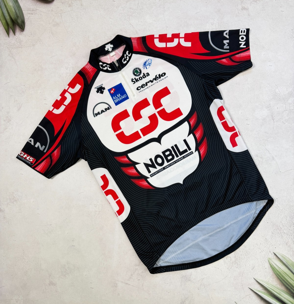 Descente Team CSC Skoda Man UCI Pro Tour Nobili Cervelo Cycling Jersey – 6 / L