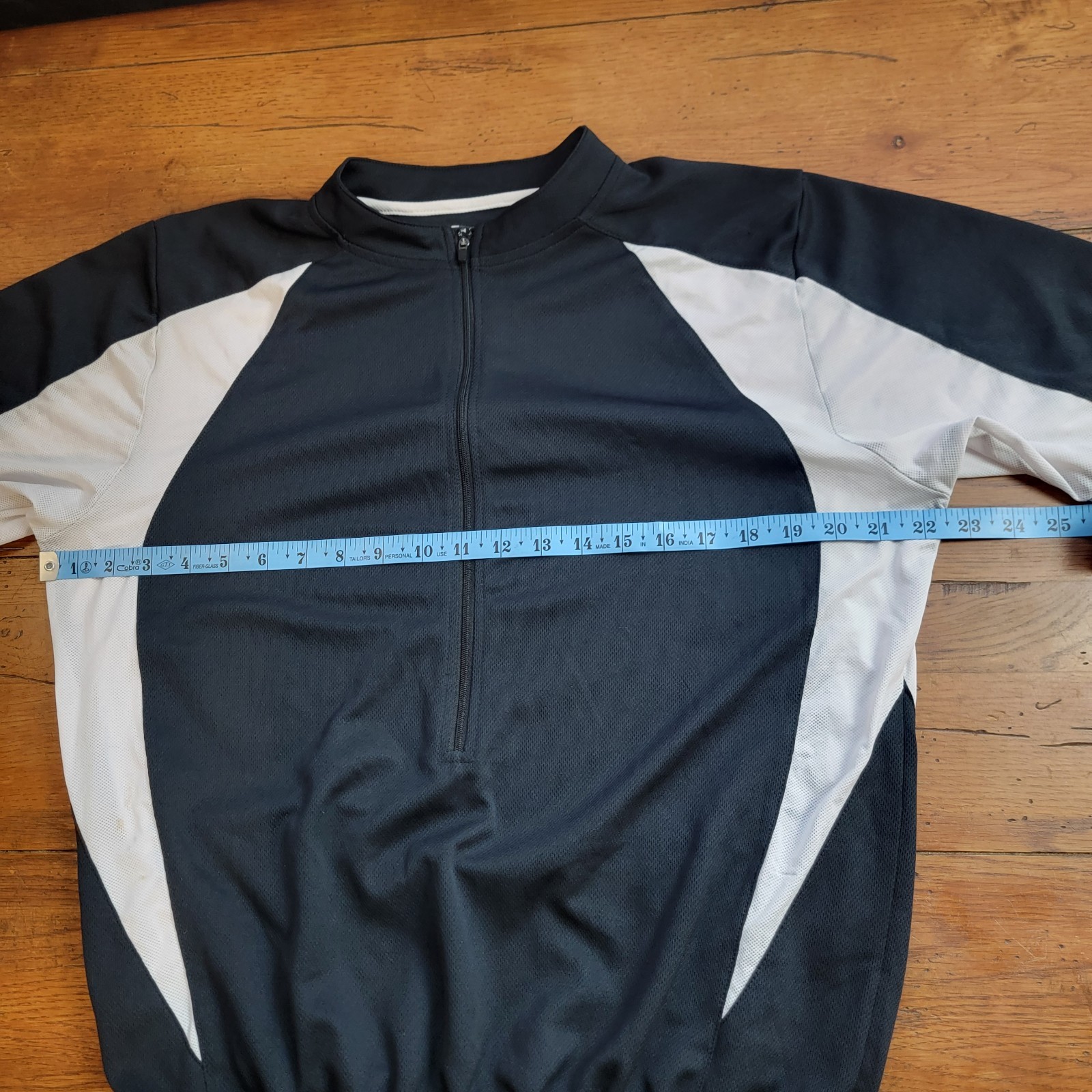 Serfas Mens Large Cycling Jersey 22.5″ P2P Mesh Sides (7/10) L Black White