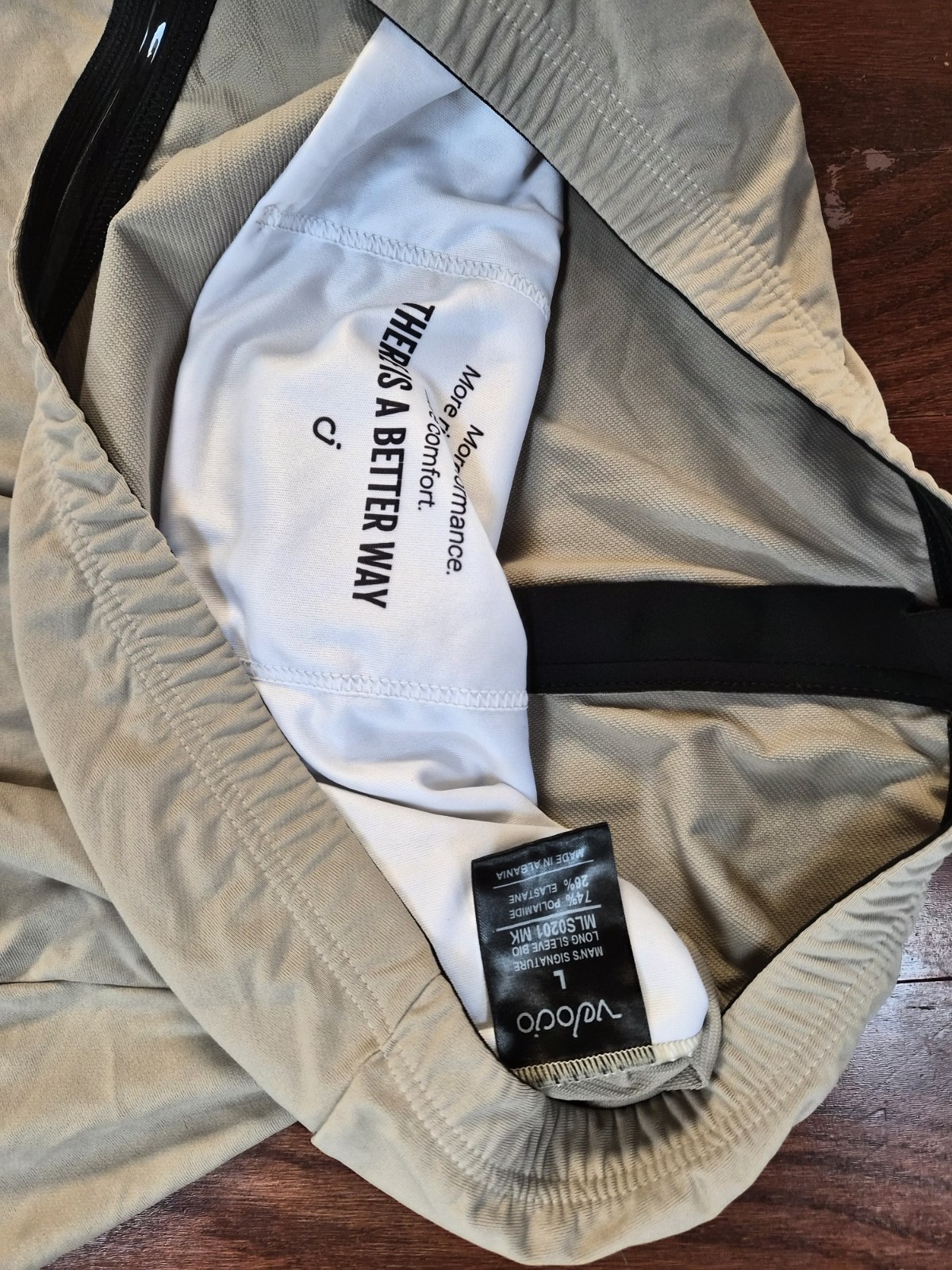 Velocio Signature Long Sleeve Jersey – Men’s Large – Moonrock Colorway