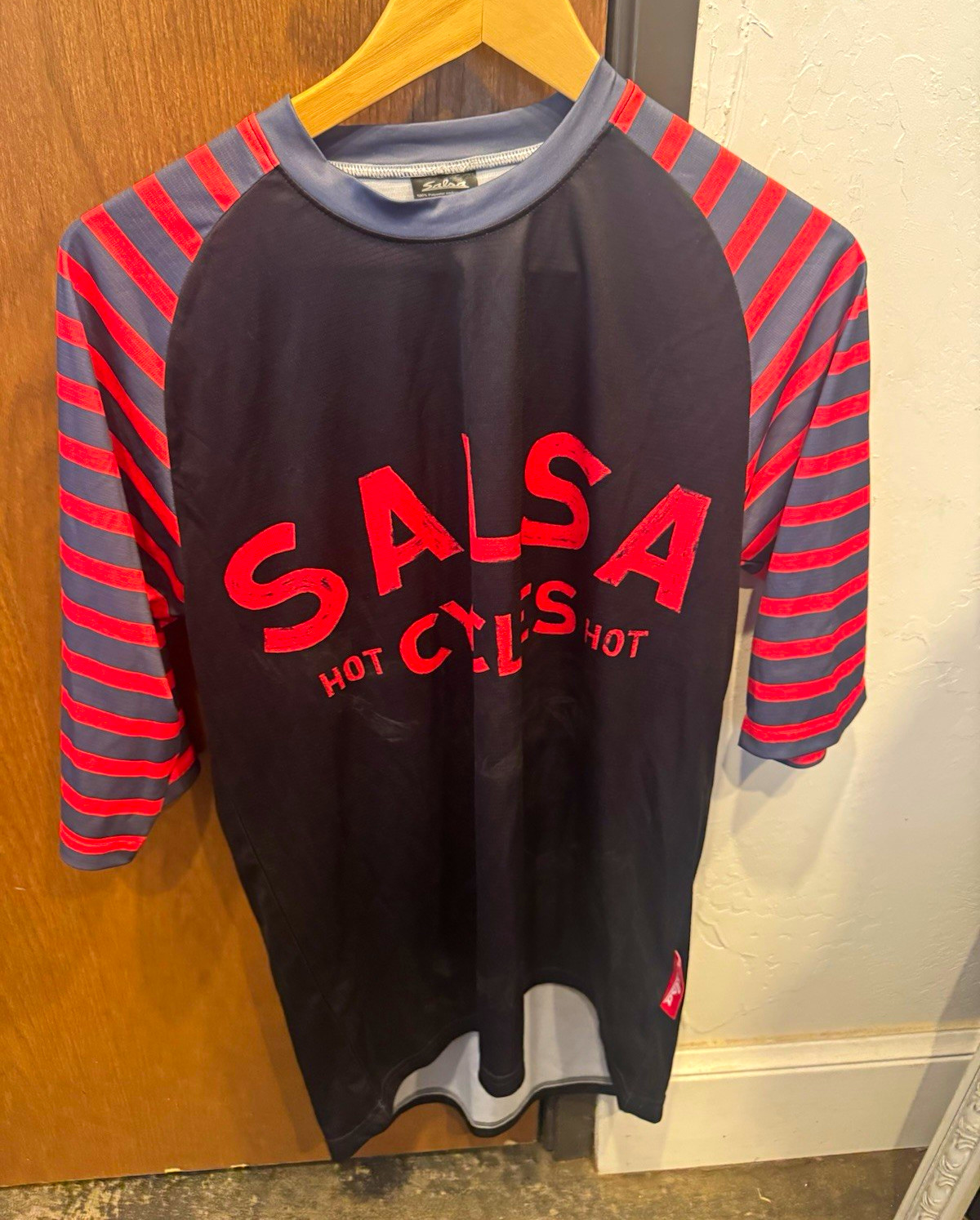 Salsa Black Striped Breathable Cycling Jersey 3/4 Raglan Sleeve S/P