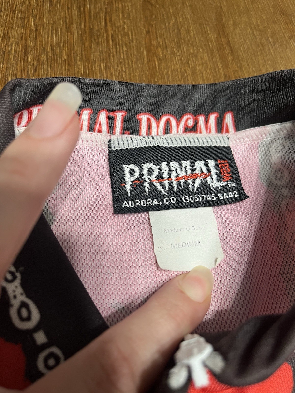 Vintage 90’s PRIMAL WEAR Cycling Chihuahua Dog Red Jersey Mens Medium – 3/4 Zip