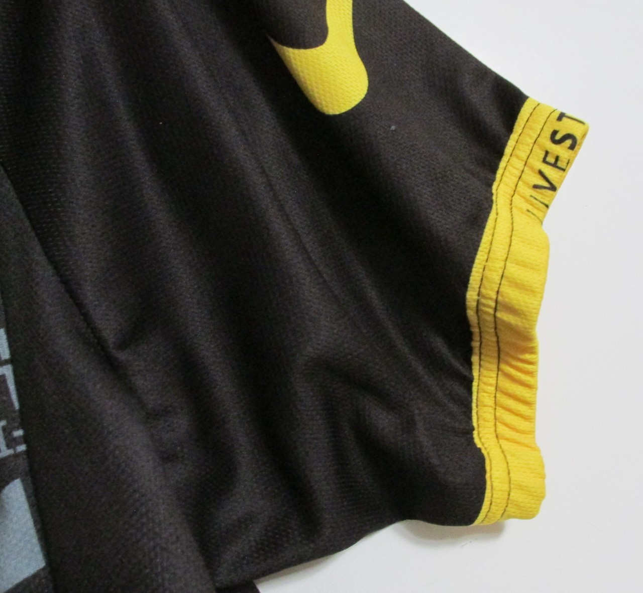 Men’s Full Zip Livestrong Cycling Jersey 3-Rear Pockets Black/Yellow Size XXXL