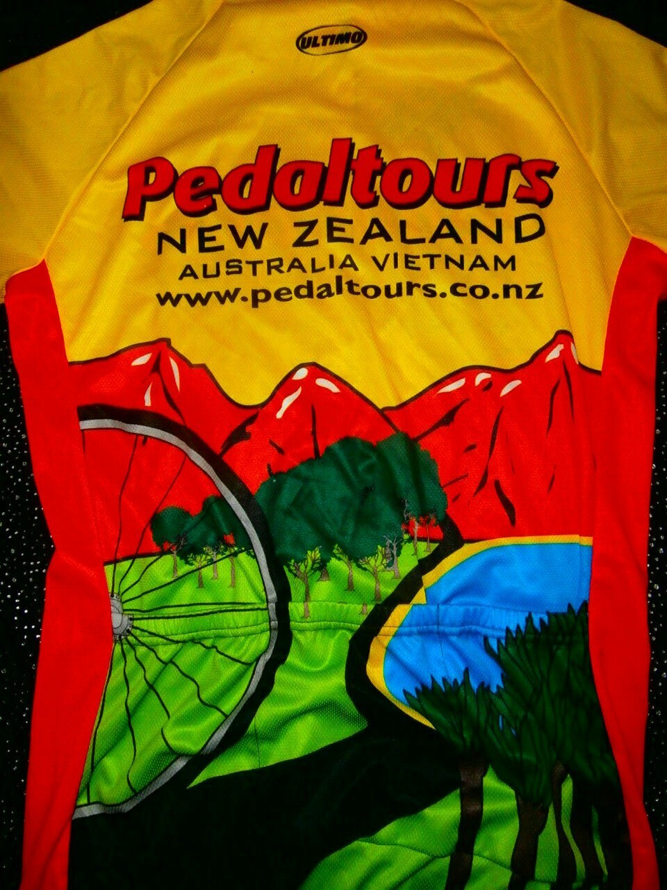 ULTIMO CYCLE JERSEY Size L Made In NEW ZEALAND AUSTRALIA VIETNAM PEDAL TOURS
