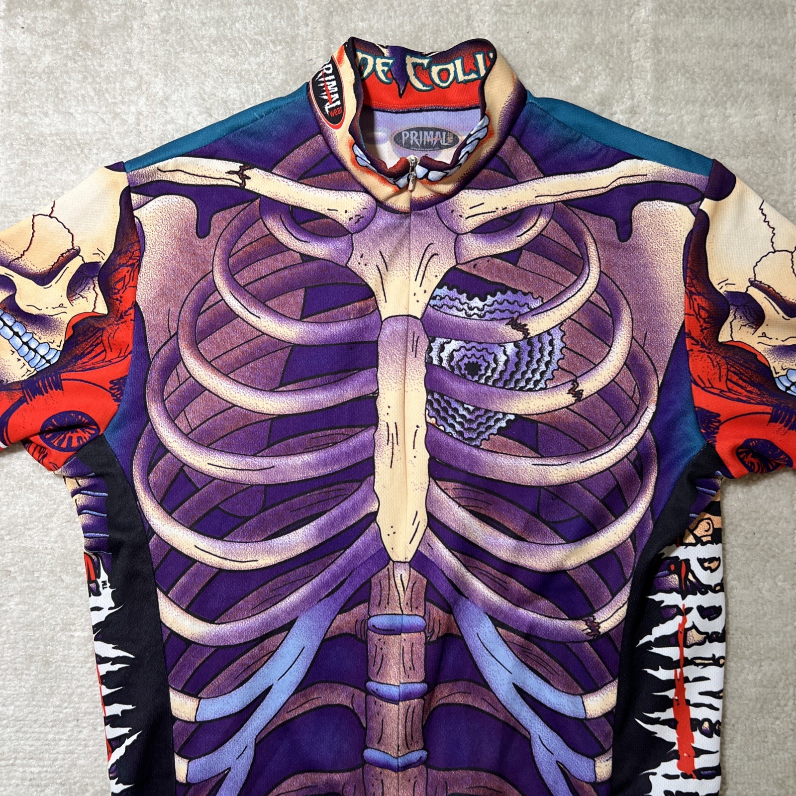 Primal Men’s Bone Collector Jersey Club Cut 16″ Zipper Short Sleeve Small