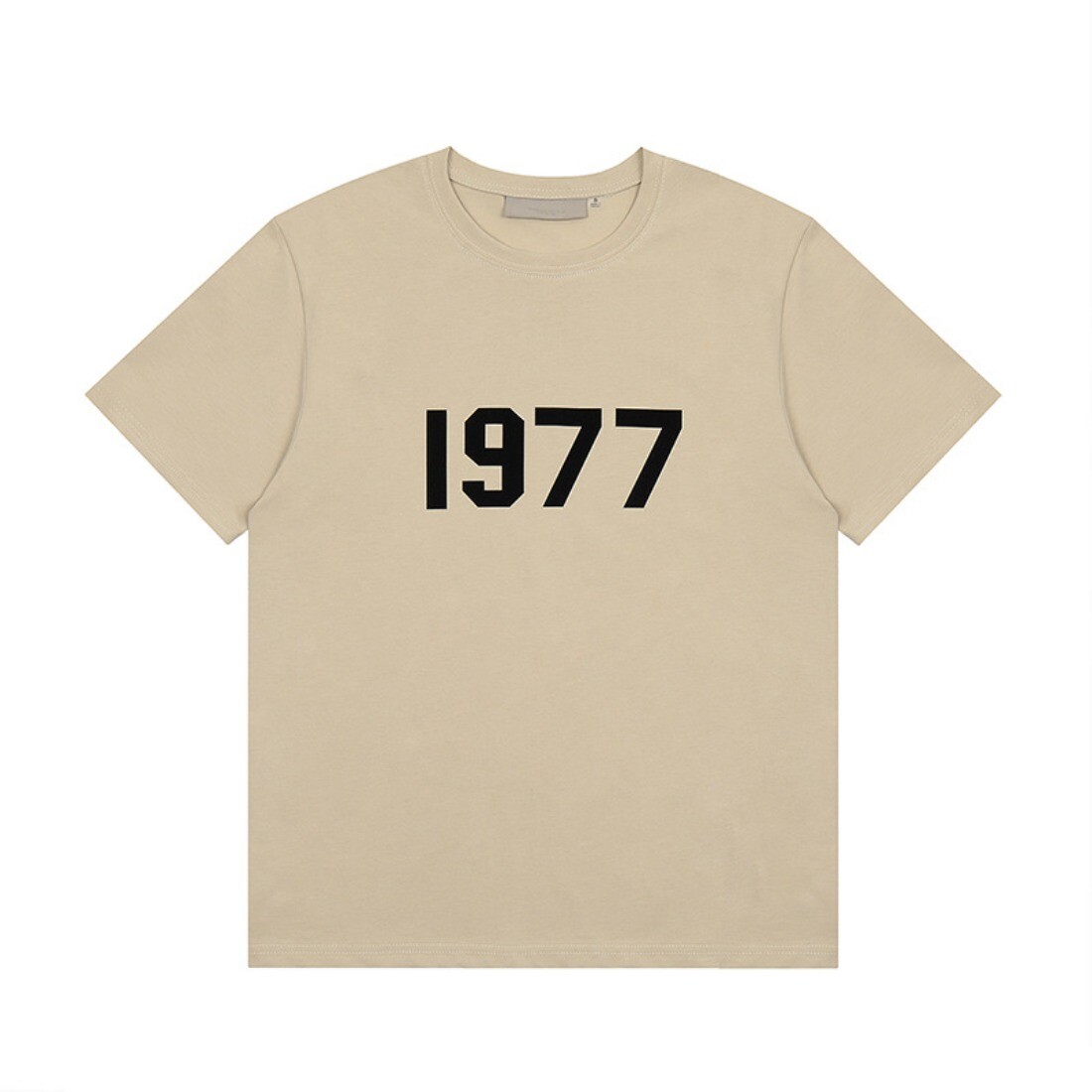 Flocking short-sleeved men’s T-shirt casual and loose fashion designer
