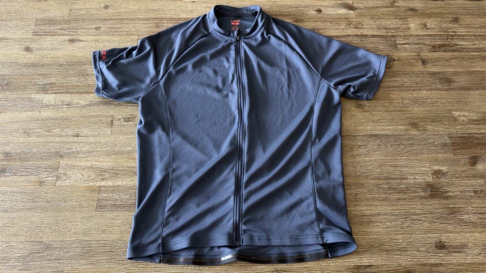 Men’s Cycling Jerseys Size LARGE, Lot Of 6: USPS, BMC,Castelli, Cycology, Trek