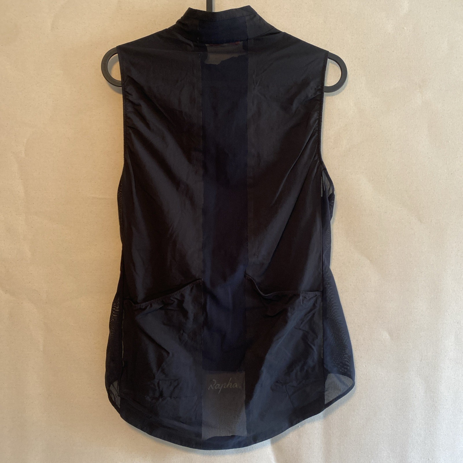 Rapha Black Small Cycling Gillet with Back Pockets Mesh Sides Size S Men’s