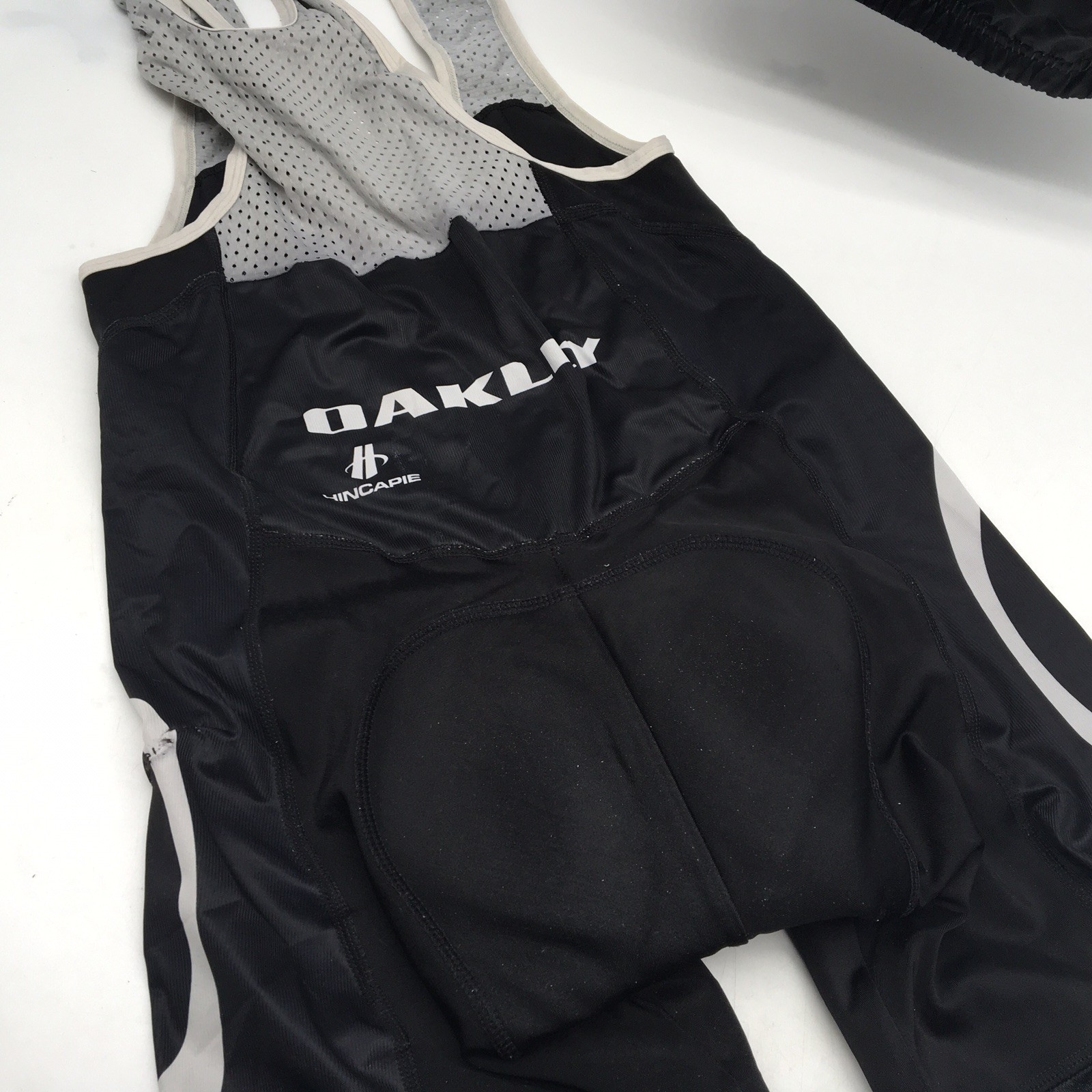 Hincapie Oakley Mens Cycling Kit Jersey (S) and Bib Shorts (M) Socks Read