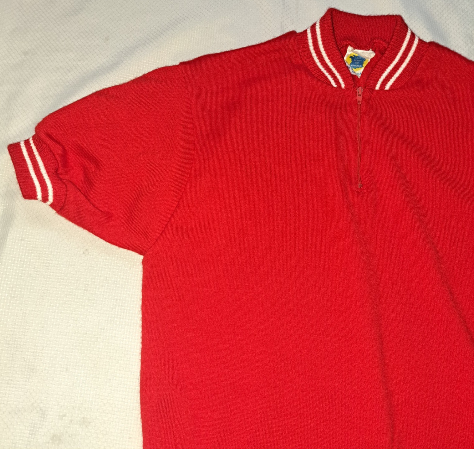 Au Tour De France Cycling Jersey Red Acrylic Euro “Size 4” check measurements