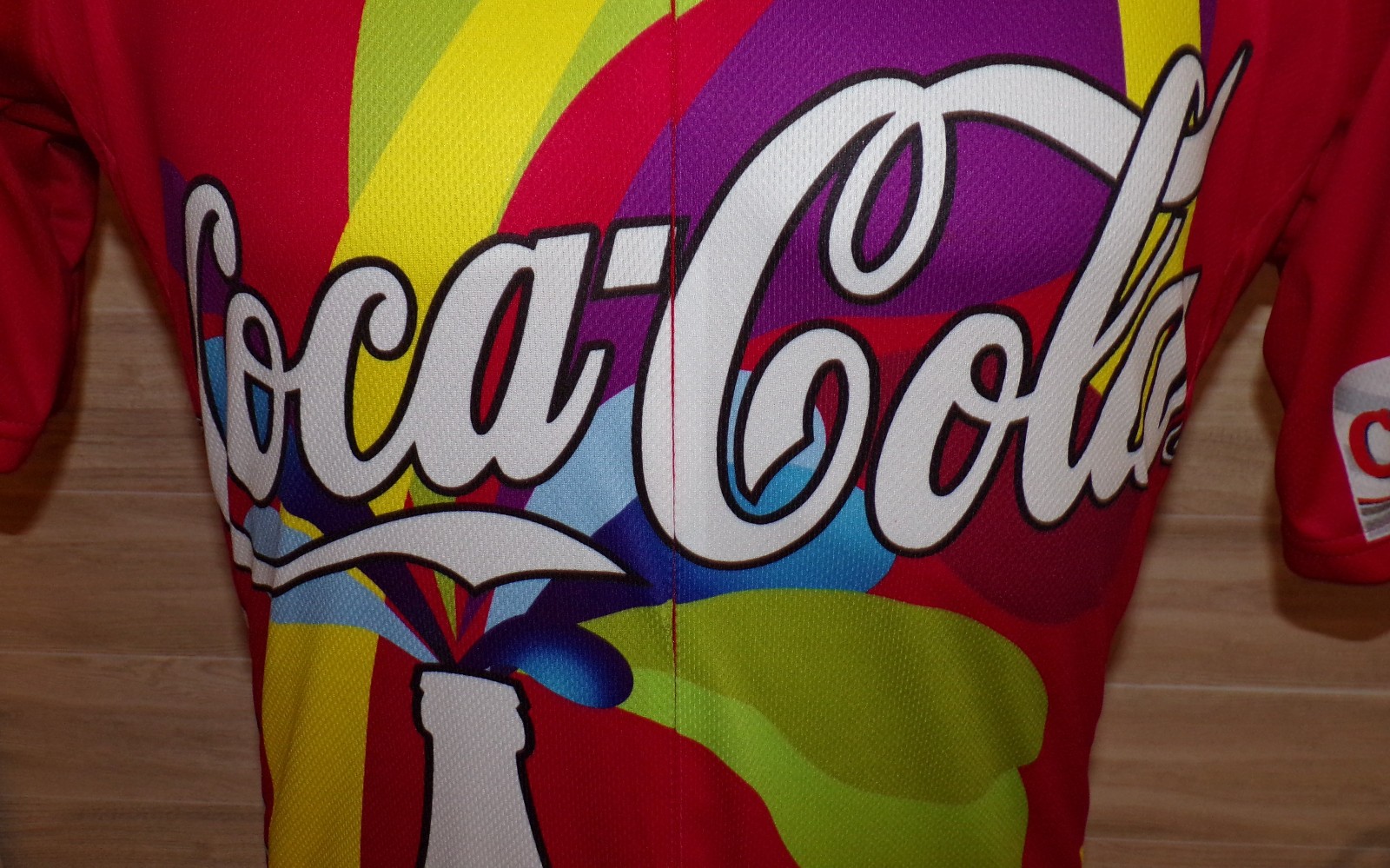 2007 COCA COLA CYCLING CLUB MEDIUM BIKE BYCYCLE JERSEY SHIRT .