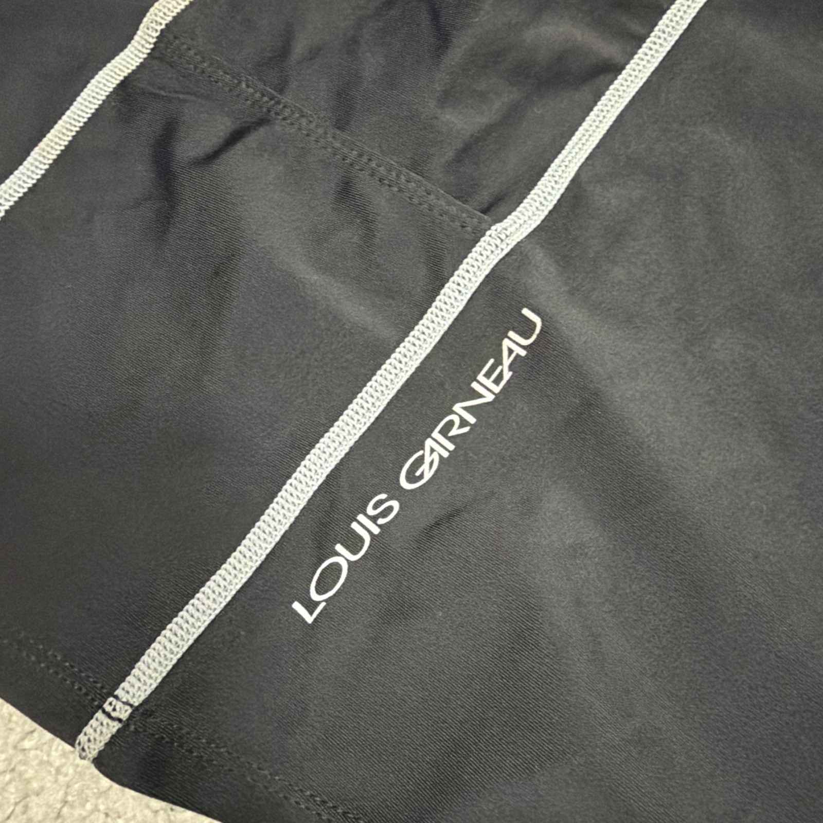 Louis Garneau Triathlon Race Men’s Sz Large Sleeveless Jersey Back Pocket Black