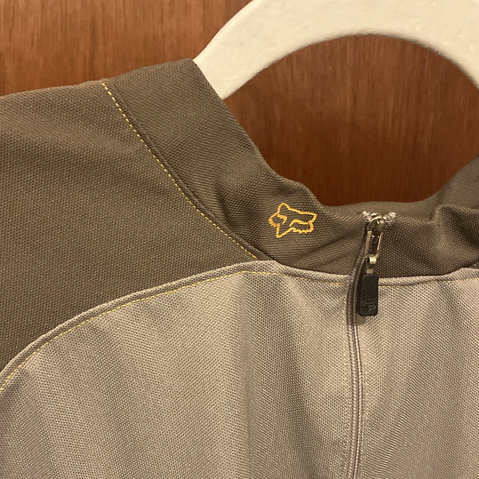 Fox Men’s XL Cycling Jersey 1/4 Zip Mock Neck Pockets Tan/Brown Polyester
