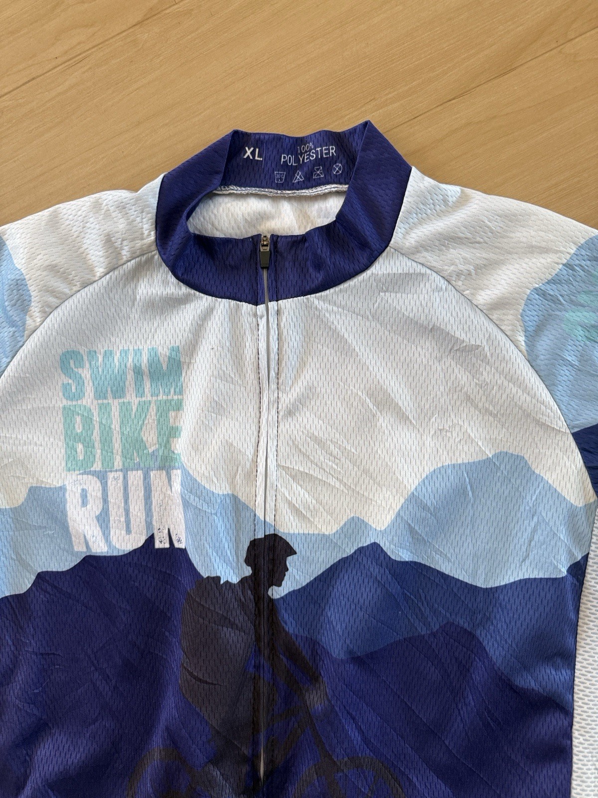 SWIM BIKE RUN CLUB BIKING CYCLING MENS JERSEY NUTRITION POCKETS IN BACK XLARGE
