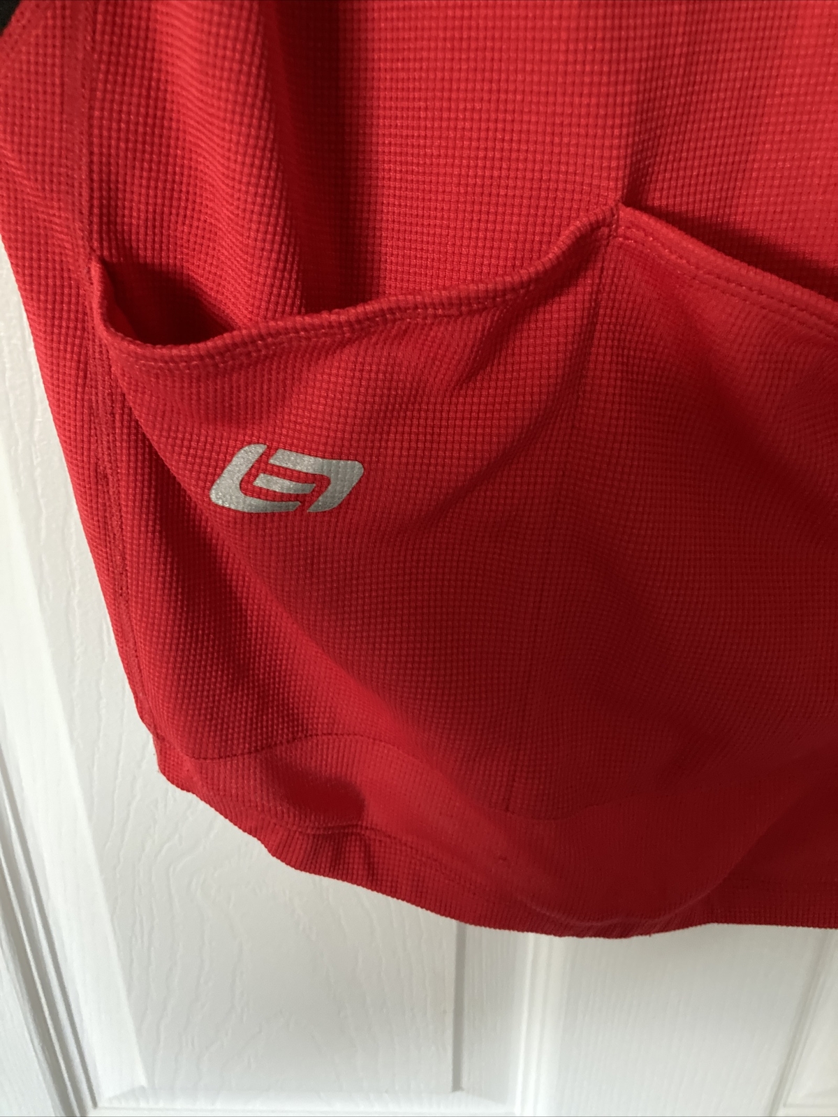 Bellwether Techinical Wmns Large L CADENCE Cycling Red Shirt Kit 3 Pocket Jersey