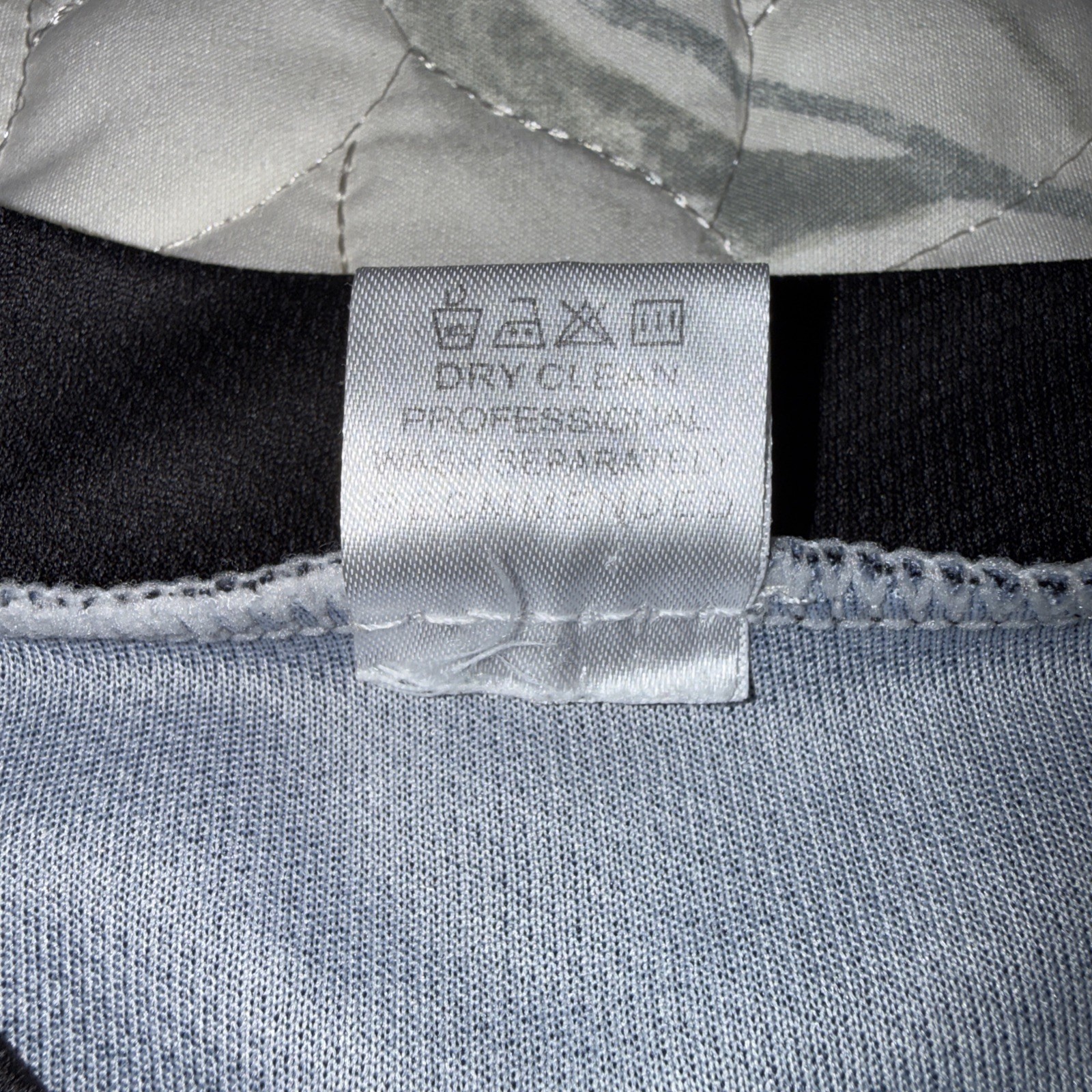 Blanchi Milano Men’s Cycling Jersey XL Full Zip 3 Pockets in back Elastic Waist.