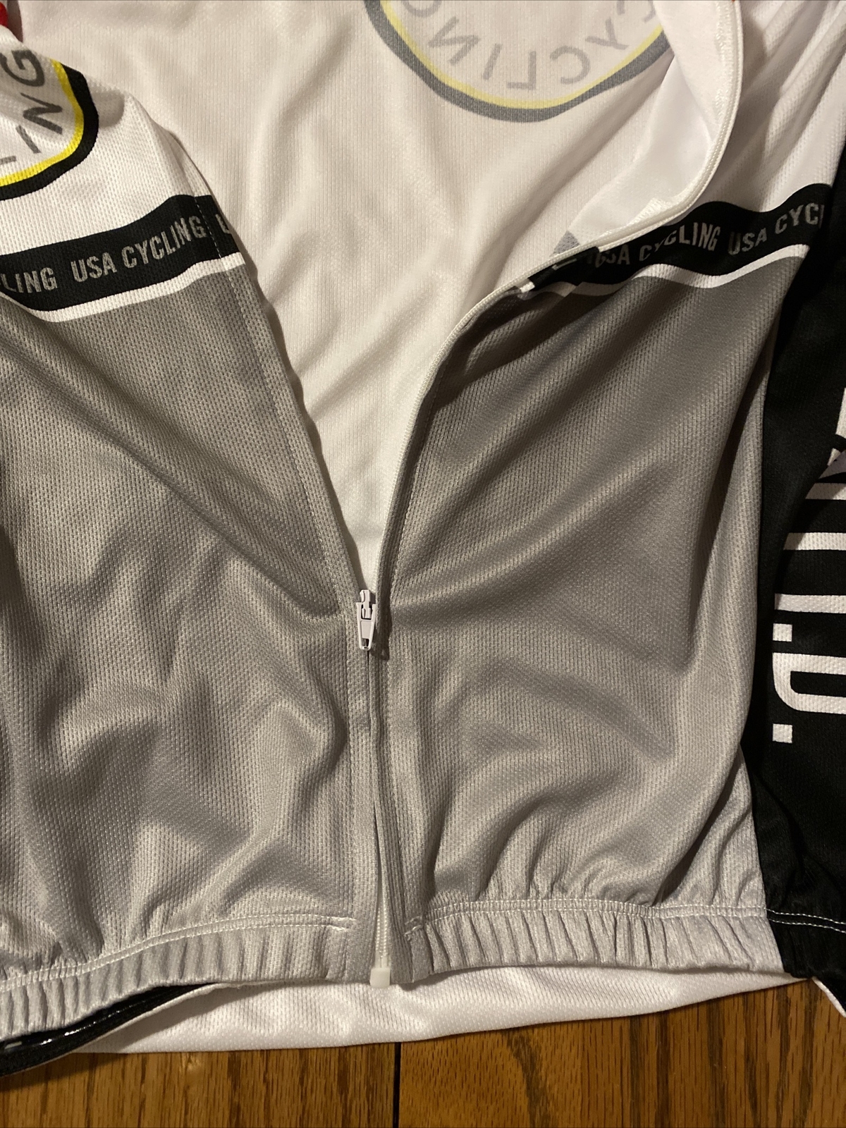 Cuore cycling jersey USA Cyclinh Small Size White Gray Full Zip Race Fit