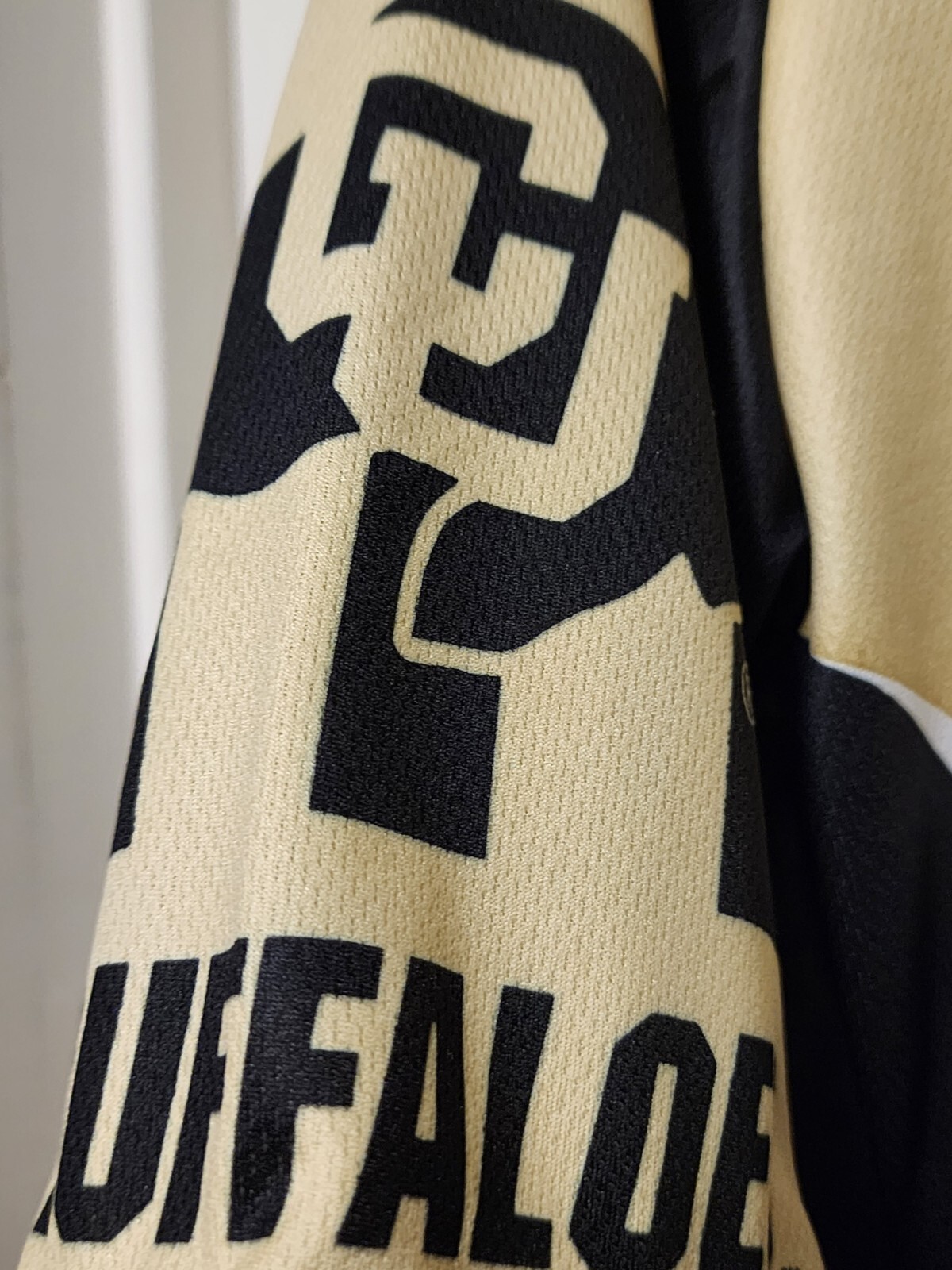 Jersey XL Colorado University Buffaloes Cycling shirt 100% Polyester