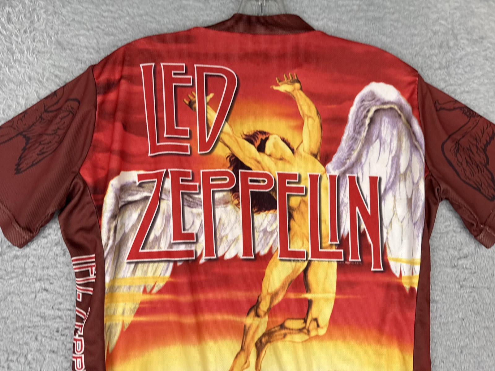 VINTAGE Primal Wear Led Zeppelin Cycling Jersey Mens Small Red Orange Half Zip