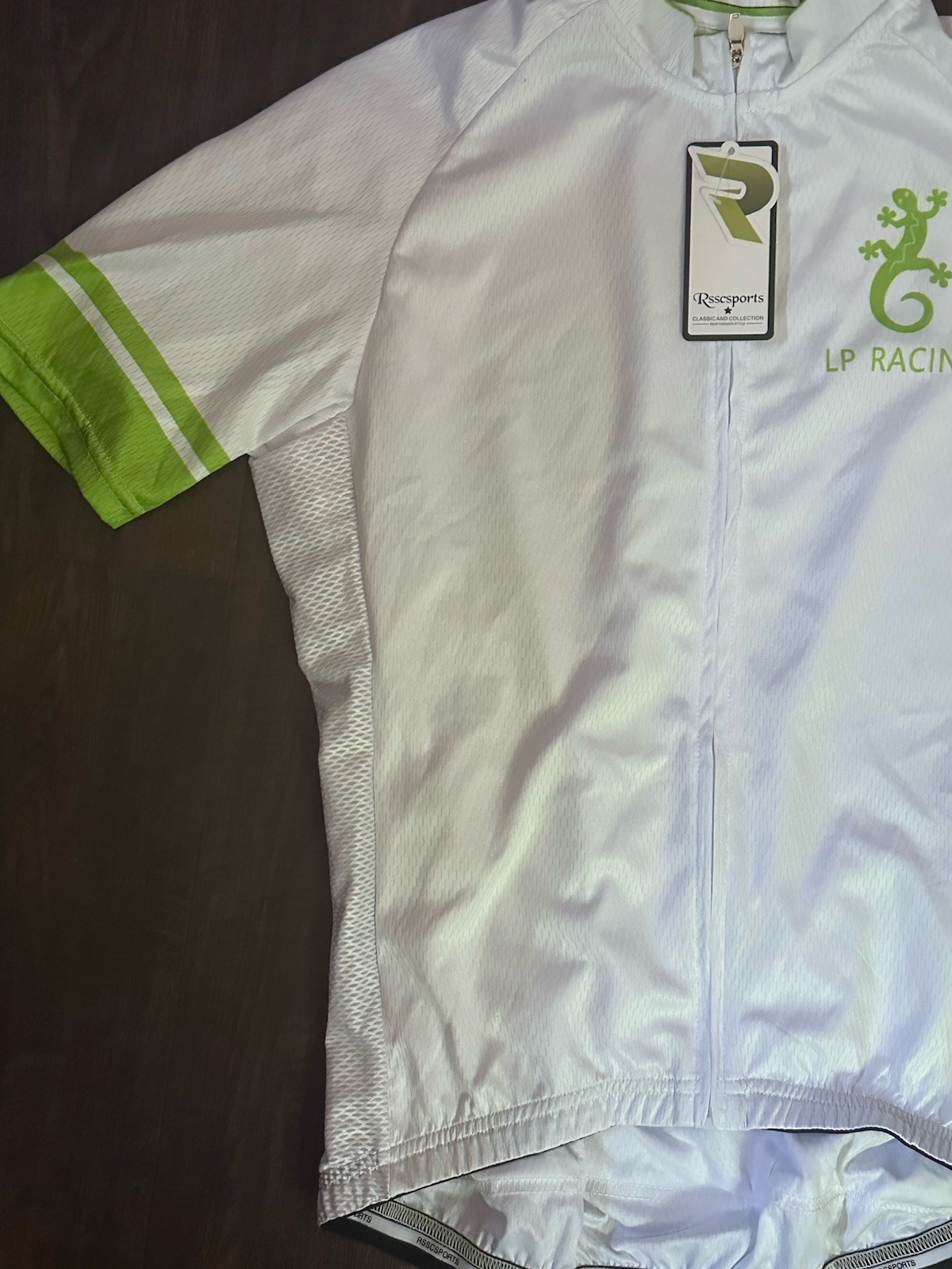NEW Women’s Rscsports Cycling Jersey W/ Full zipper and green accents, Large