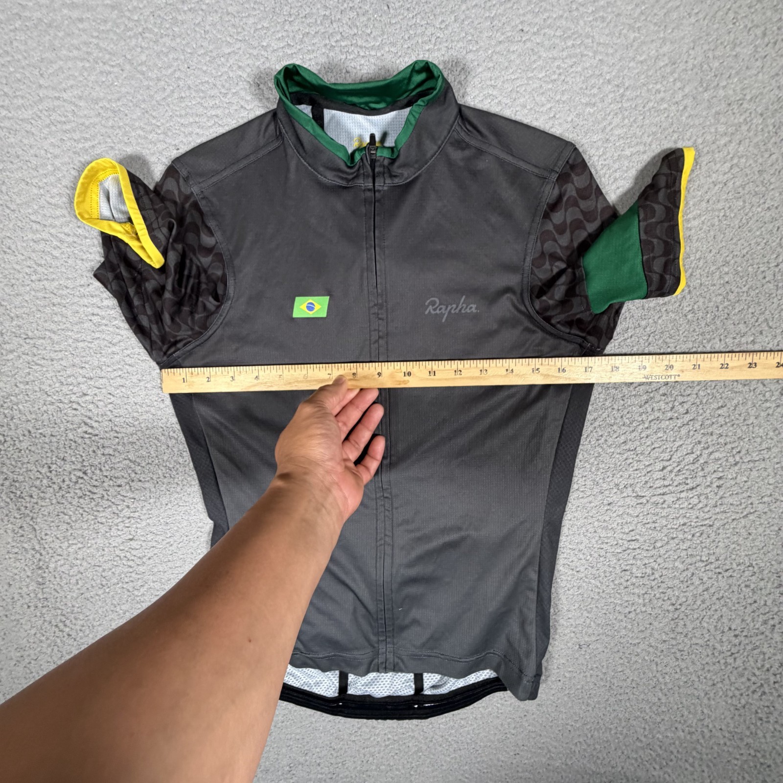 Rapha Cycling Jersey Mens Medium Black Country Lightweight Stretch Brazil Logo