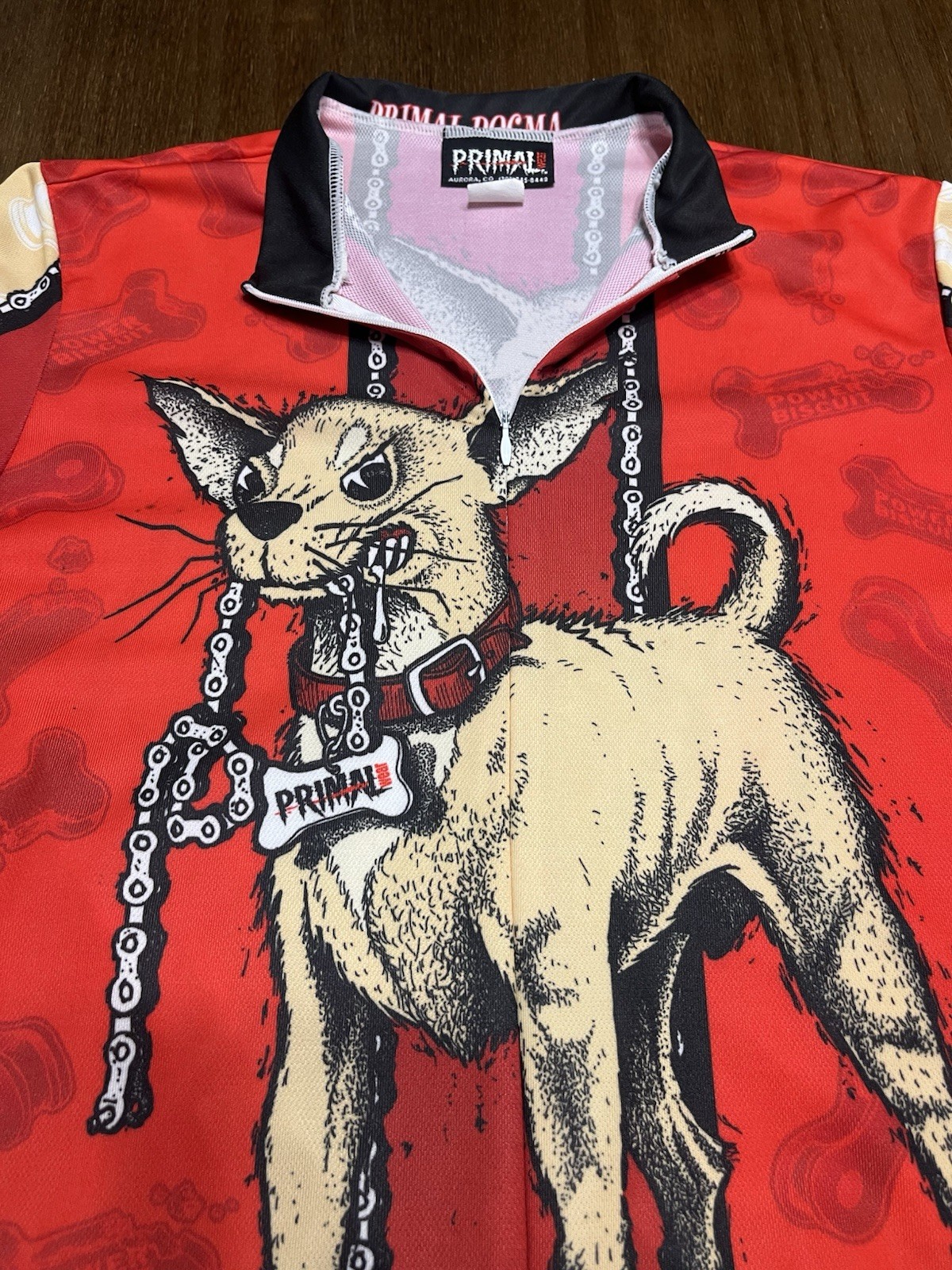 Vintage 90’s PRIMAL WEAR Cycling Chihuahua Dog Red Jersey Mens Medium – 3/4 Zip