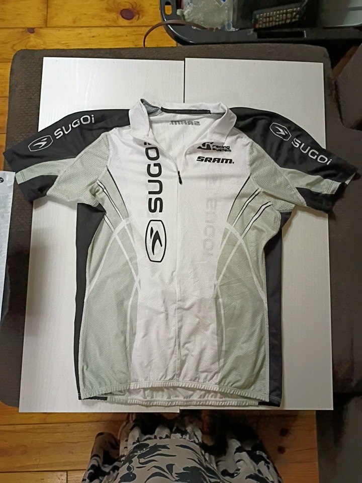 Sugoi Biking Jersey – Pro Fit – Size Large – New with Tags