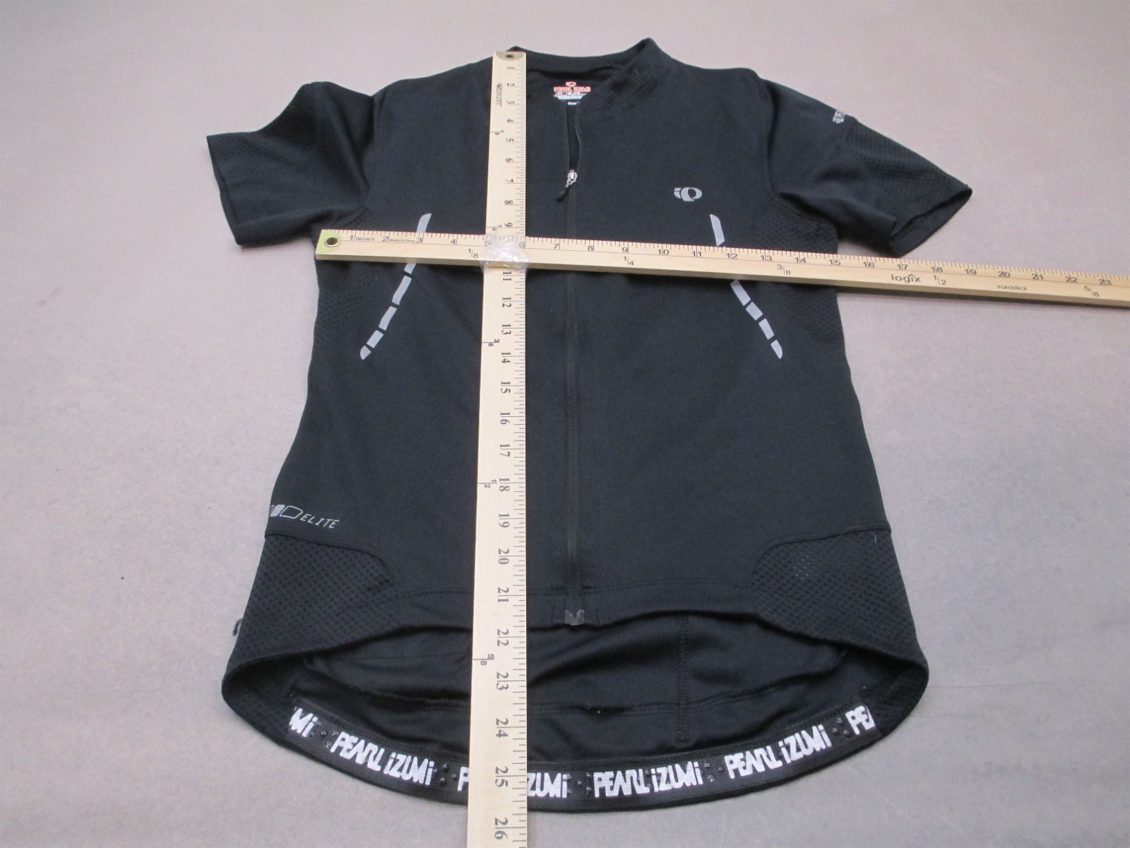 Pearl Izumi Size S Womens Black Cycling Compression 1/4 Zip Short Sleeve Top 758