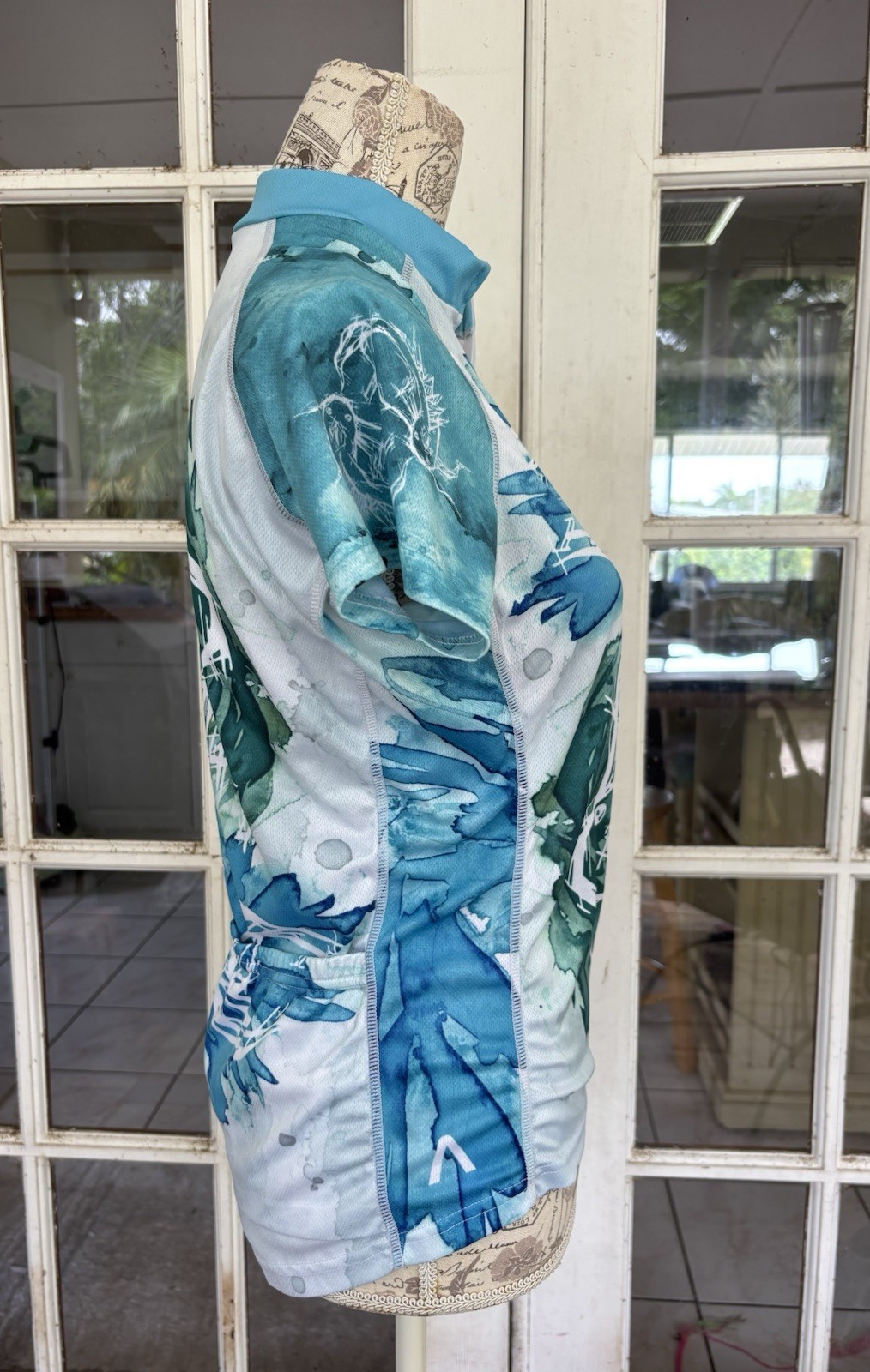 Primal Women’s Cycling Jersey, Sz M, Abstract Leaf Print, Aqua, Green, Pockets