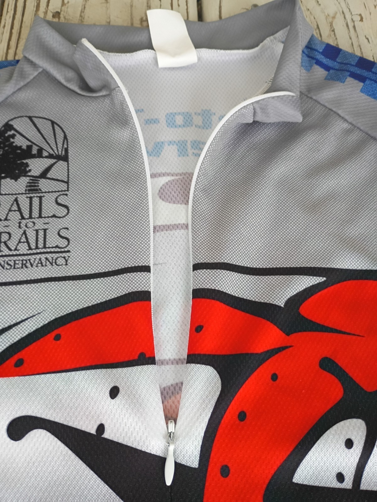 GoreShirtBikeWearCyclistsJerseyShortZipAthleticPocketPopArtGraphicPreppyY2kWomL
