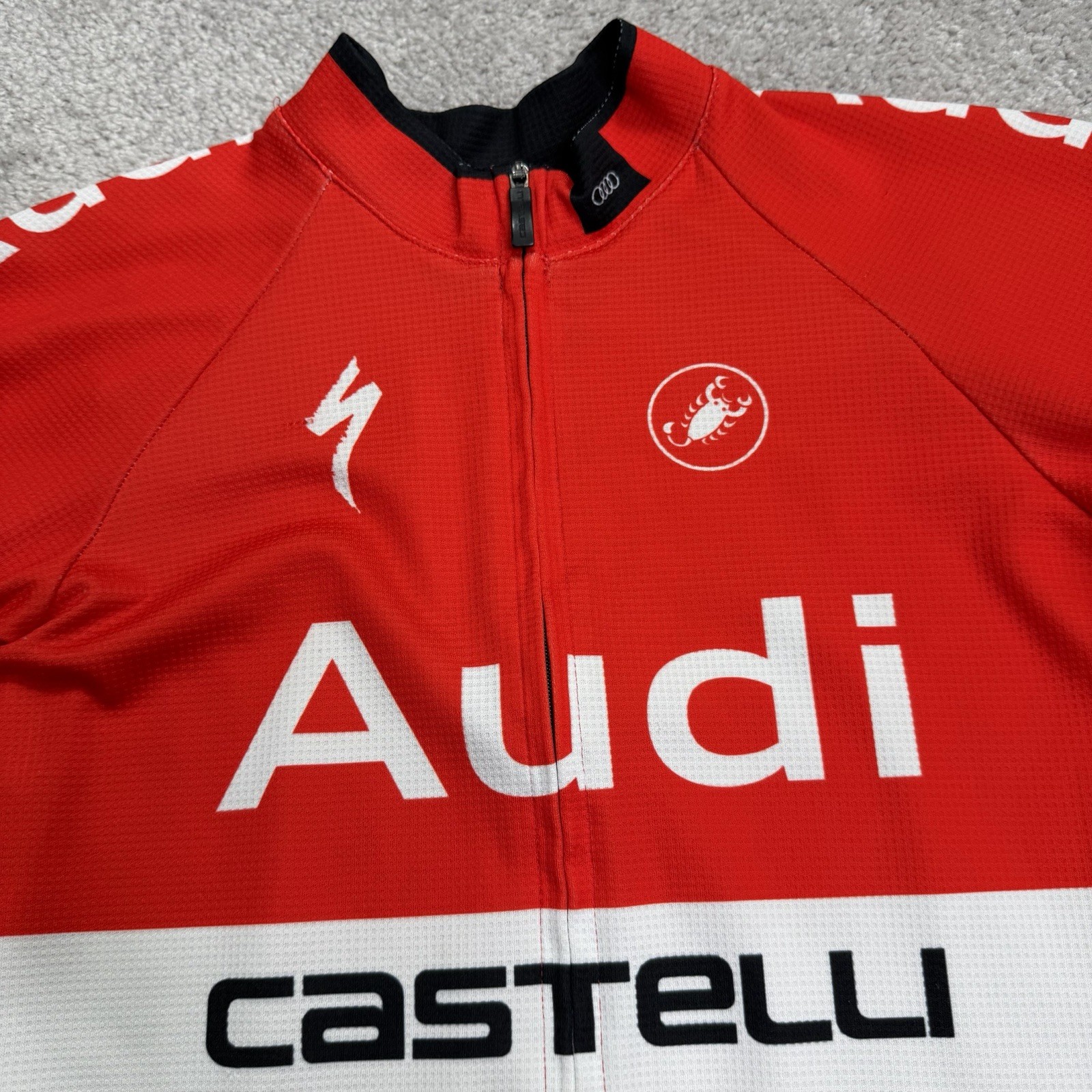 Castelli Audi Cycling Jersey Men’s Medium Red Full Zip
