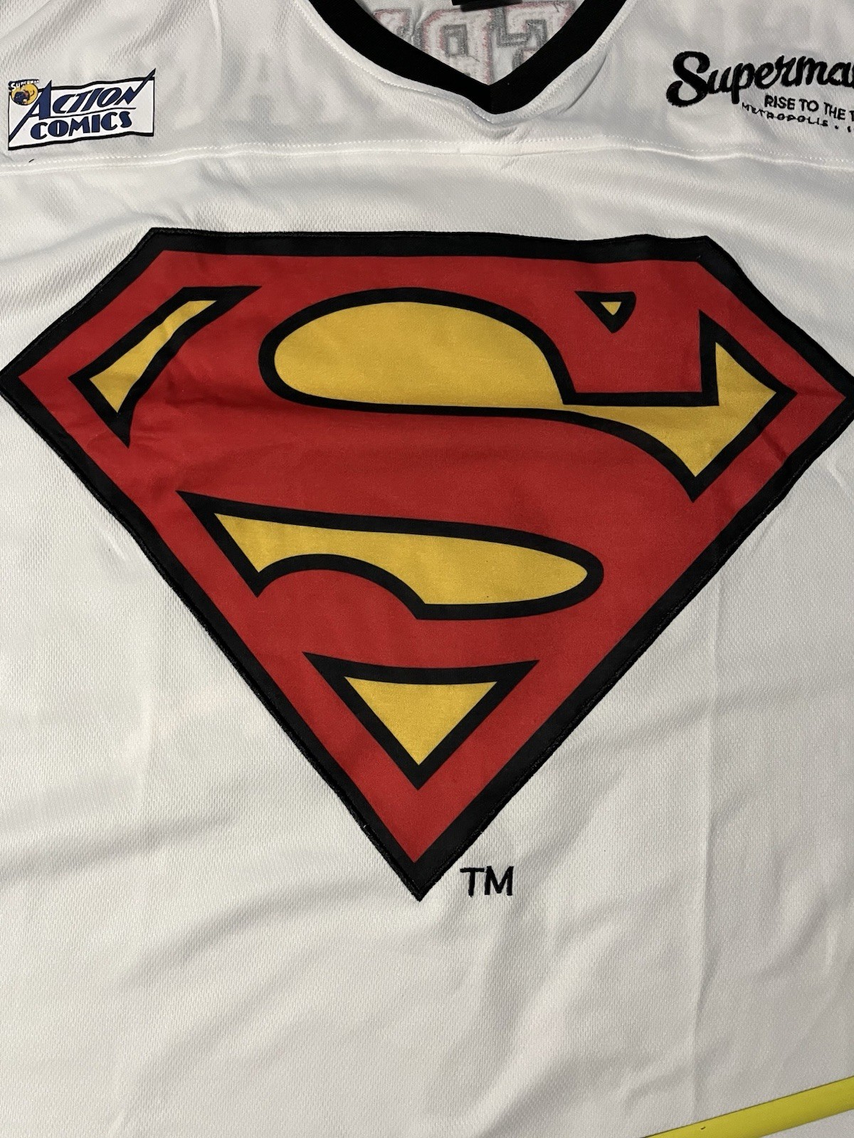 Superman Action Comics Mesh Polyester Jersey Tee Embroidered V-Neck Men’s 3XL