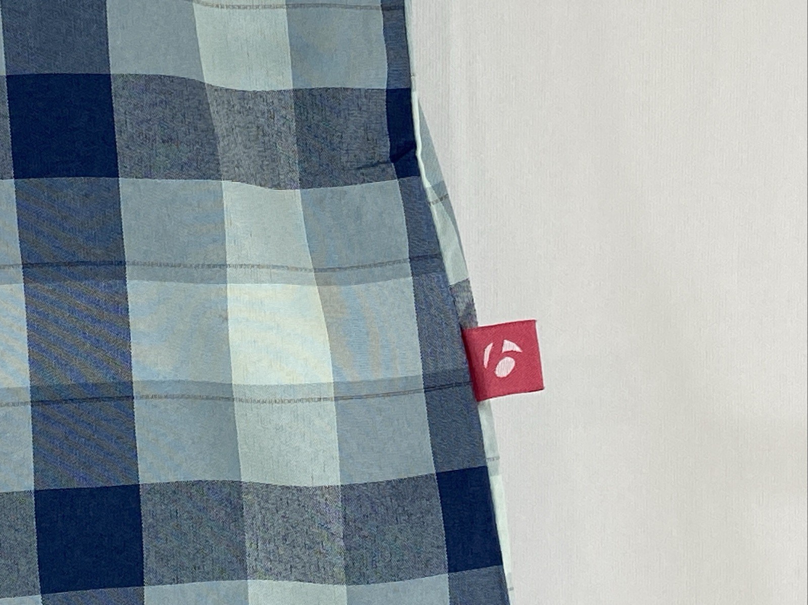 Bontrager Women’s M Casual Cycling Short Sleeve Button Up Shirt Blue Plaid