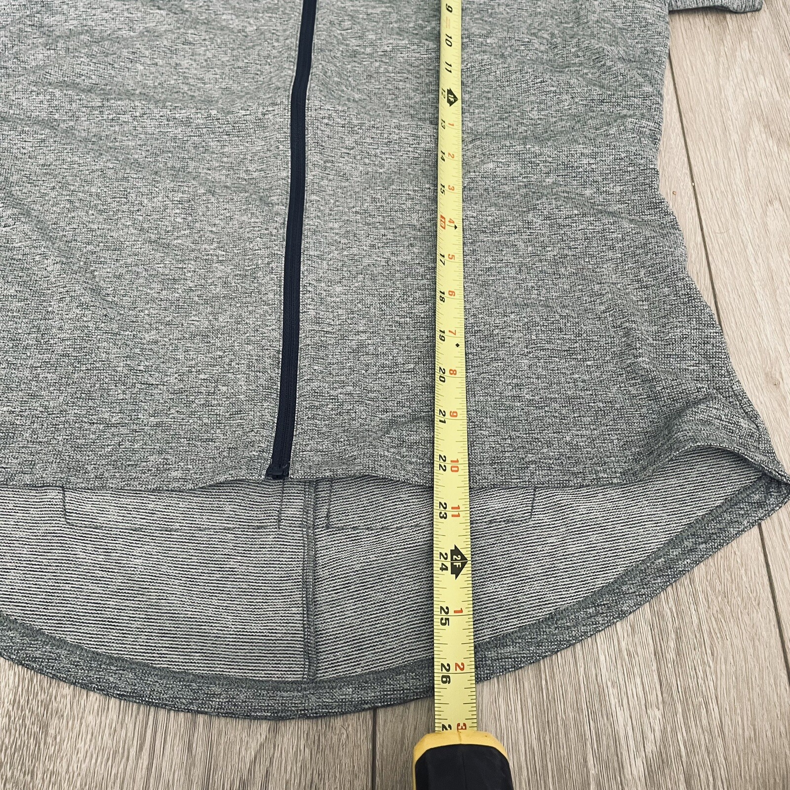 REI COOP Cycles Gray Full Zip Short Sleeve Cycling Jersey Back Pockets Womens L