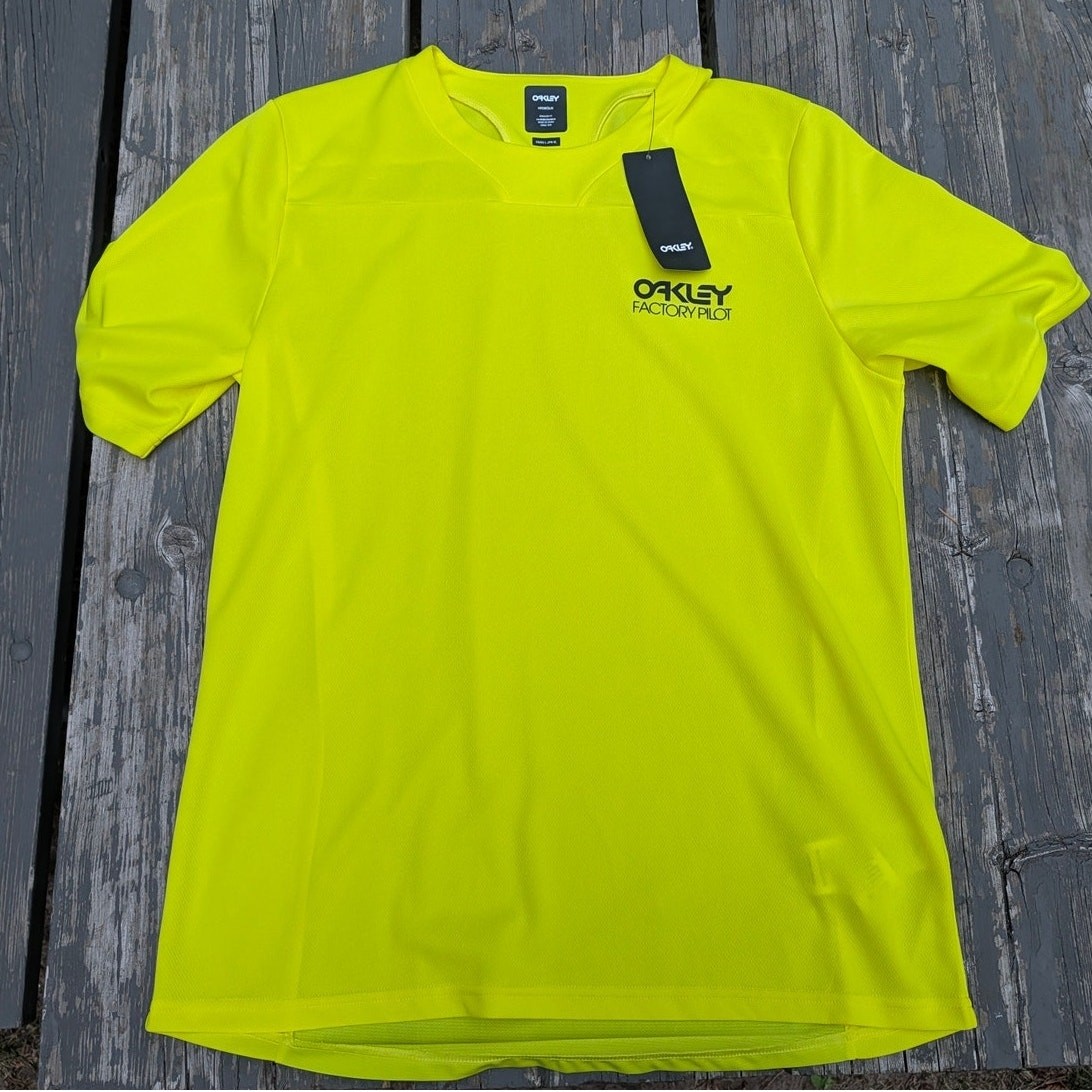 NWT Oakley Factory Pilot Lite MTB Cycling Jersey Sulphur Neon Yellow Men’s L