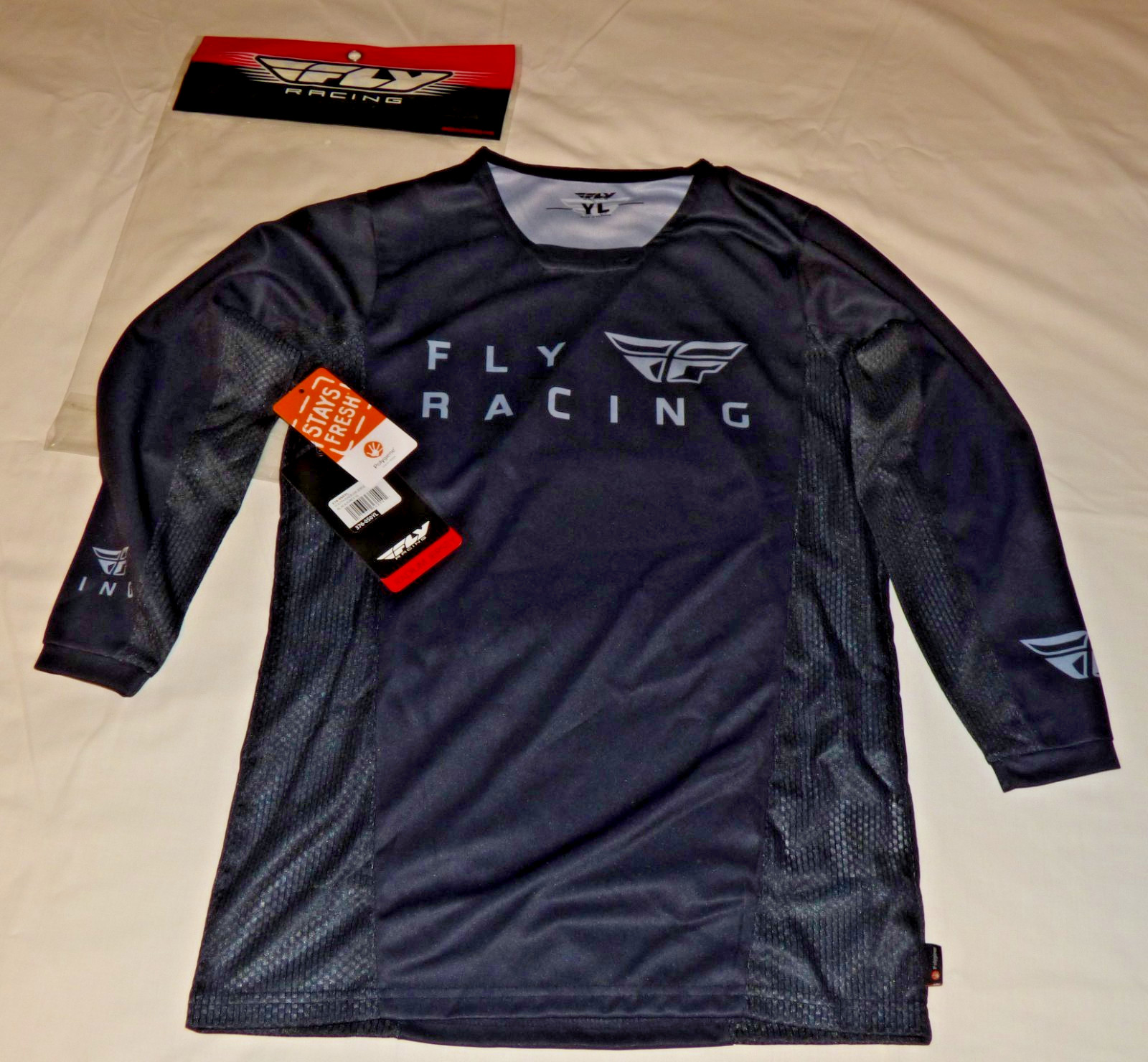 New FLY RACING Youth Large RADIUM Jersey BLACK Pro Fit NIP Bicycle Bike 376-050