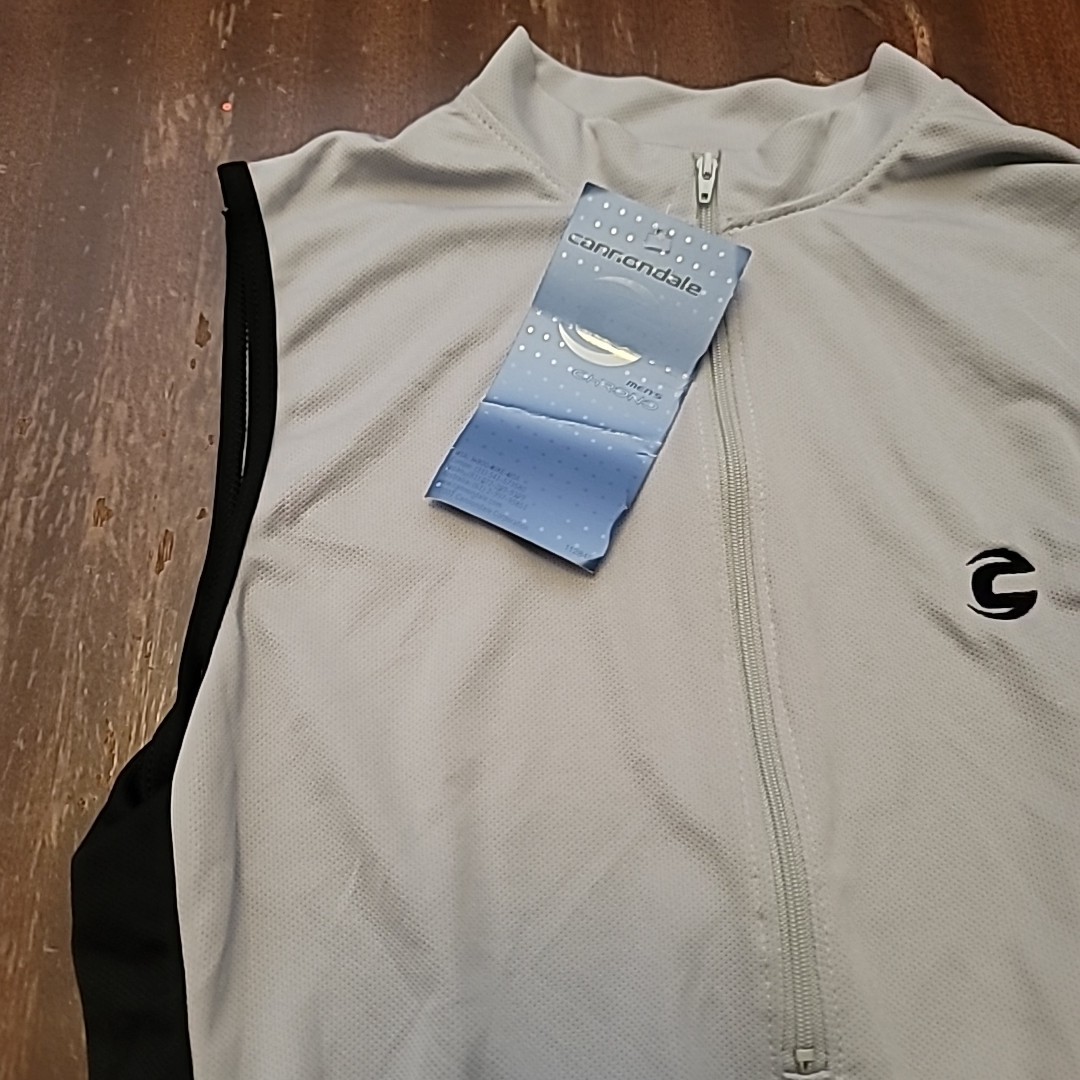 Vintage Cannondale Men’s CHRONO Bicycle Cycling Vest Small Grey/Black 2001 U.S.A