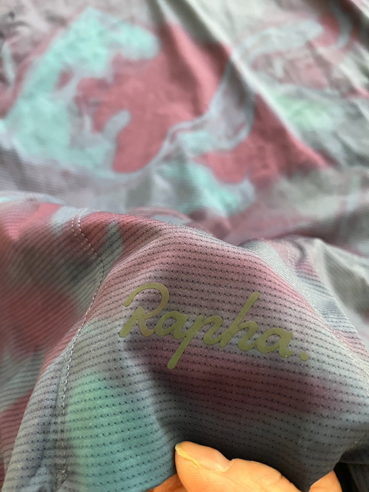 Rapha Women’s Flyweight Jersey Iridescent Crit Print Medium Cycling Performance