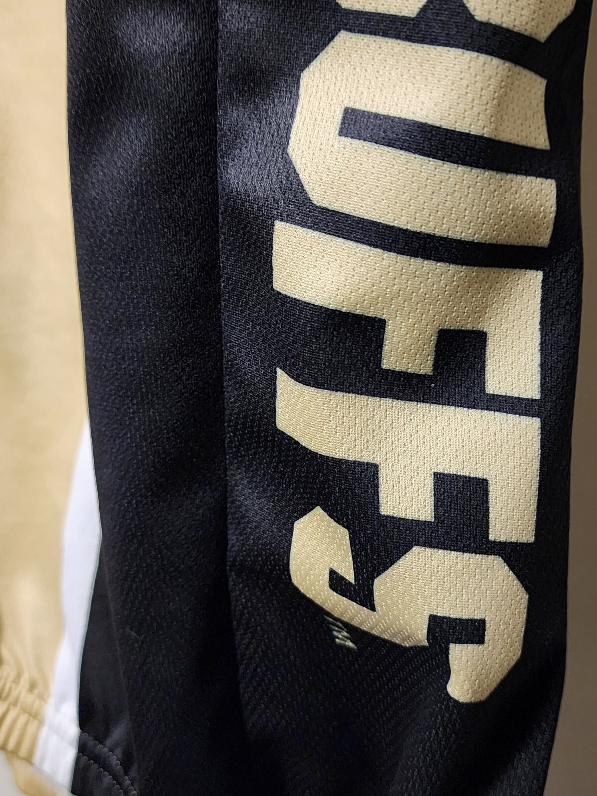 Jersey XL Colorado University Buffaloes Cycling shirt 100% Polyester