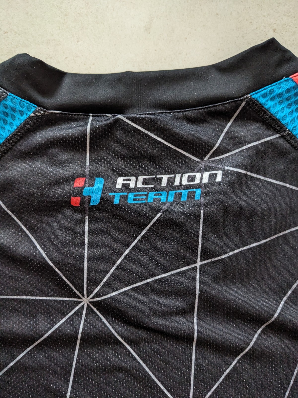 Cube Action Signature Cycling Jersey Round-Neck sleeve 3/4 size L