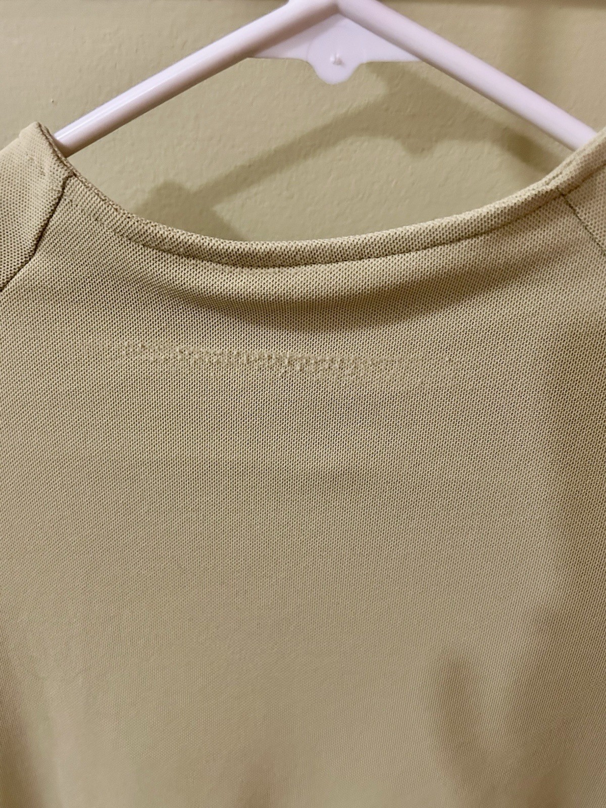 Patagonia Women’s Med Cycling Jersey Short Sleeves, Half Zip Mustard 2 Pockets