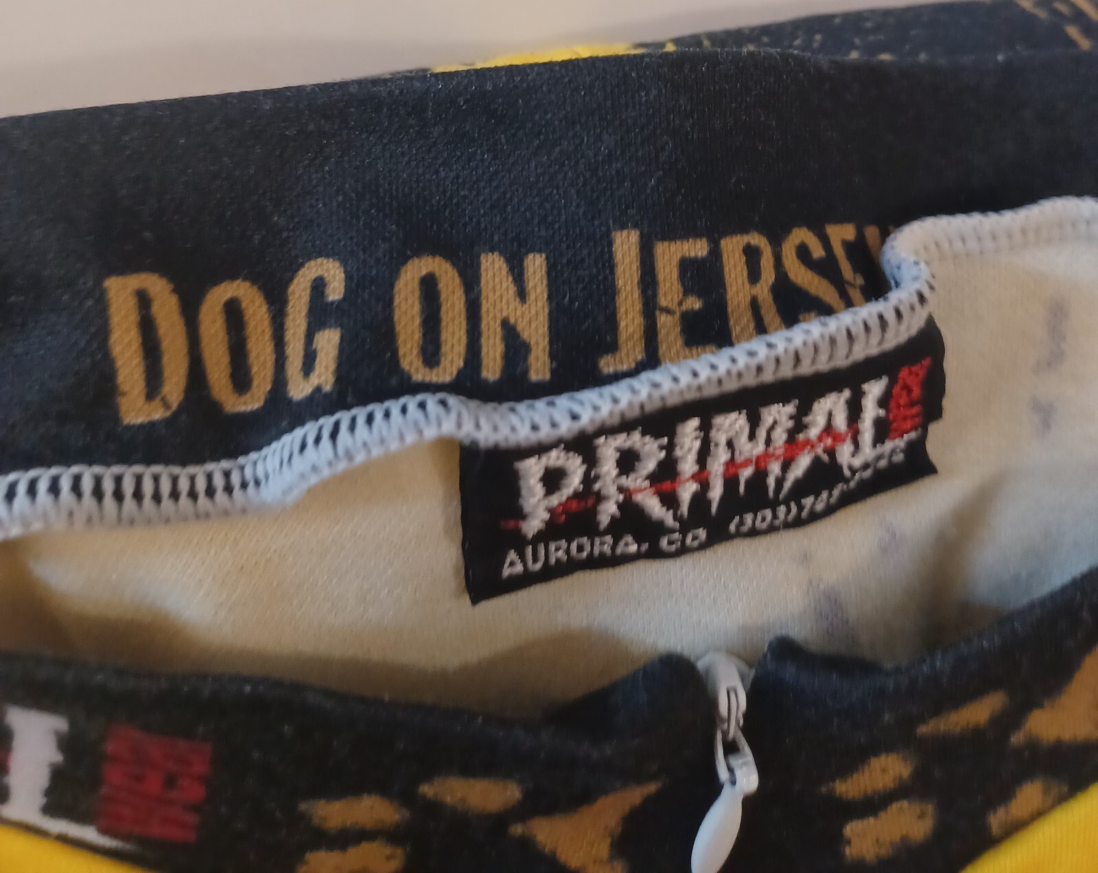 Primal Colorful Graphics Wild Dog on Bicycle Paw Prints 1/4 Zip Bike Jersey LG?